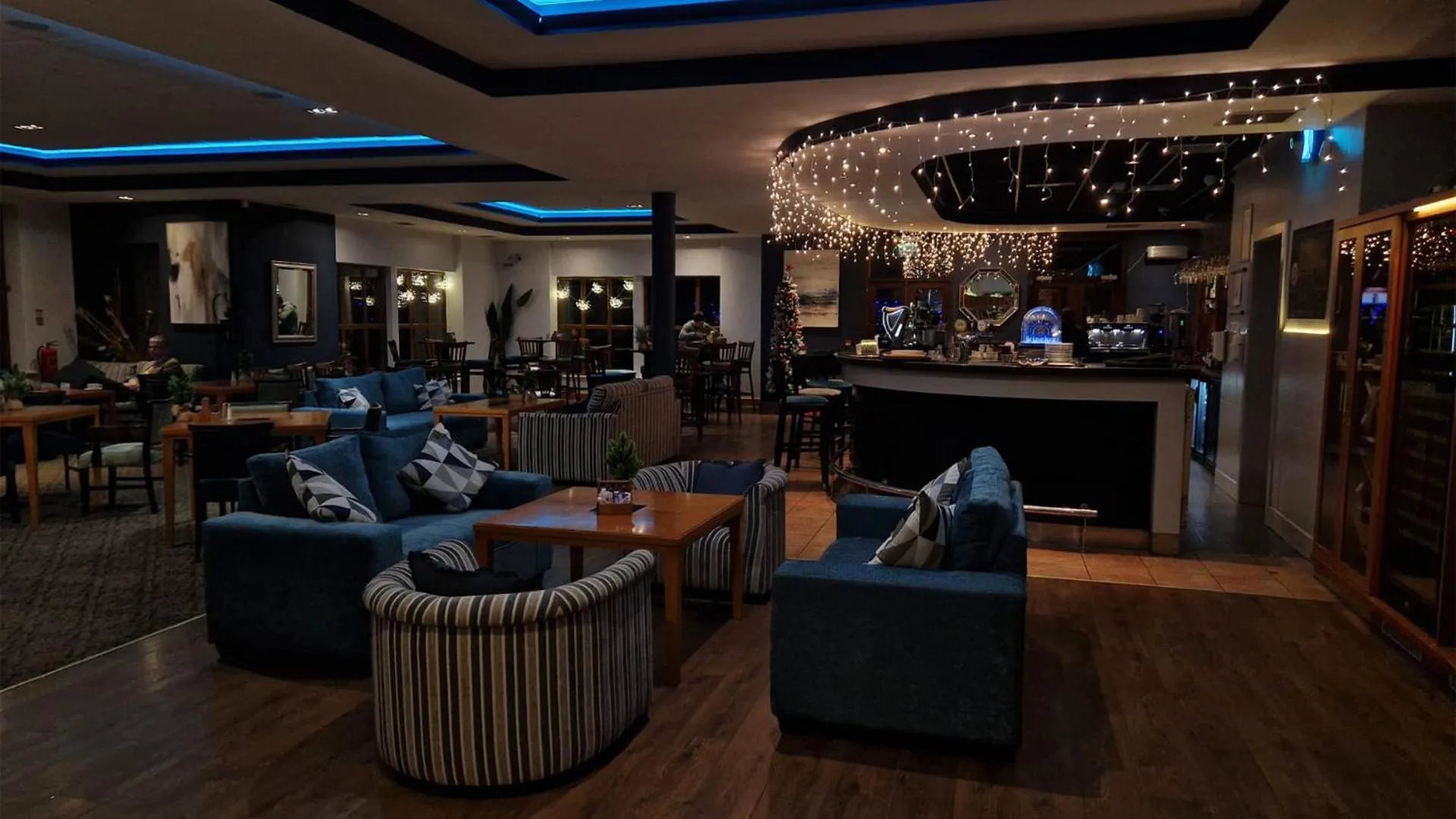 Restaurant/places to eat in Great National Ballykisteen Golf Hotel