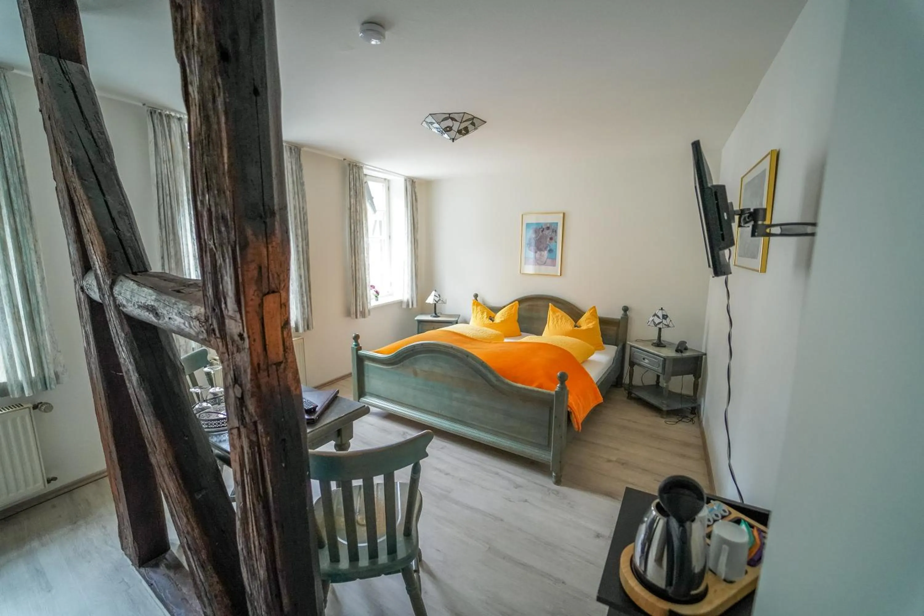 Photo of the whole room, Bed in Hotel Celler Auszeit