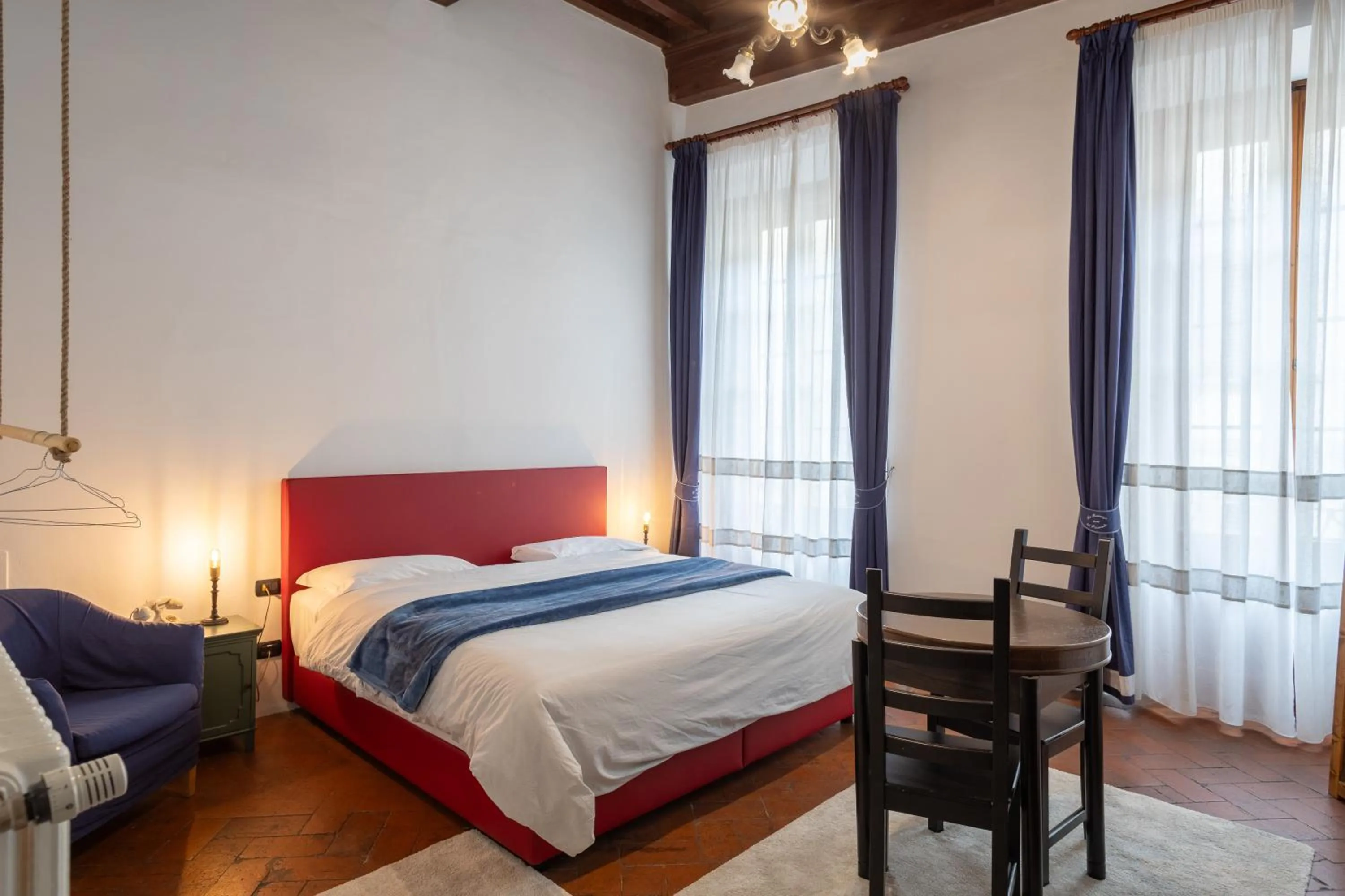 View (from property/room), Bed in La Residenza del Proconsolo