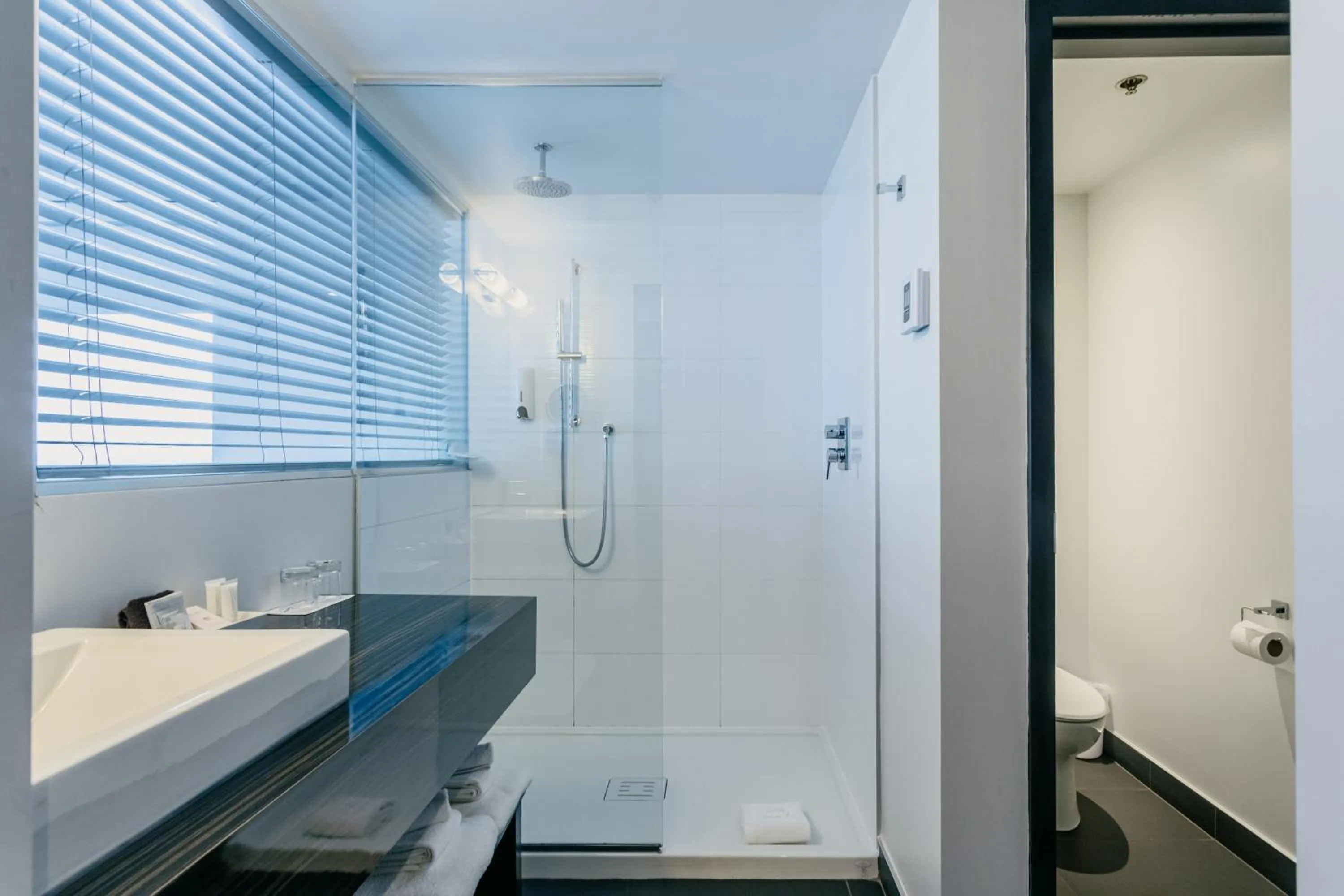 Shower in Riotel Matane