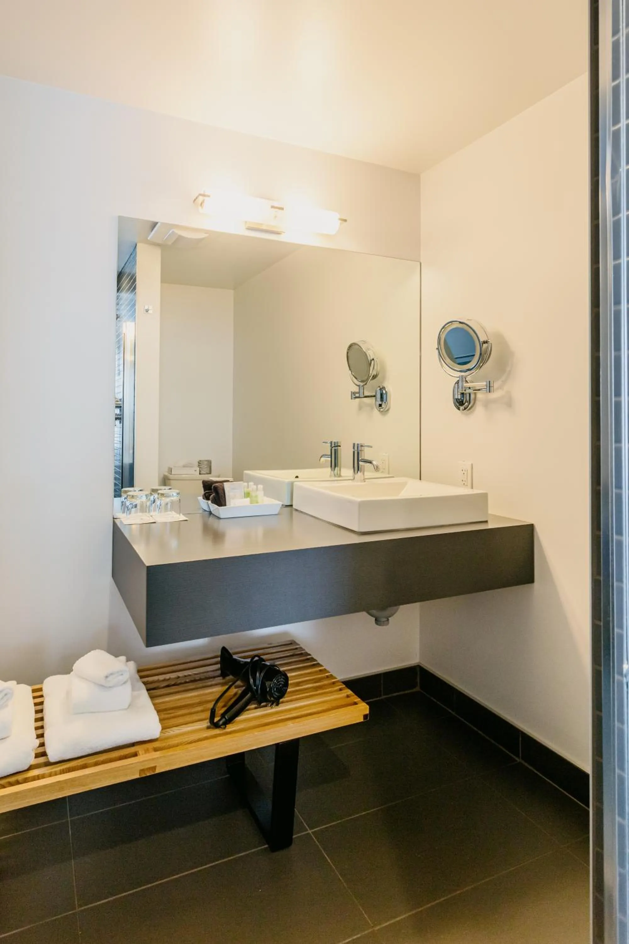 Toilet in Riotel Matane