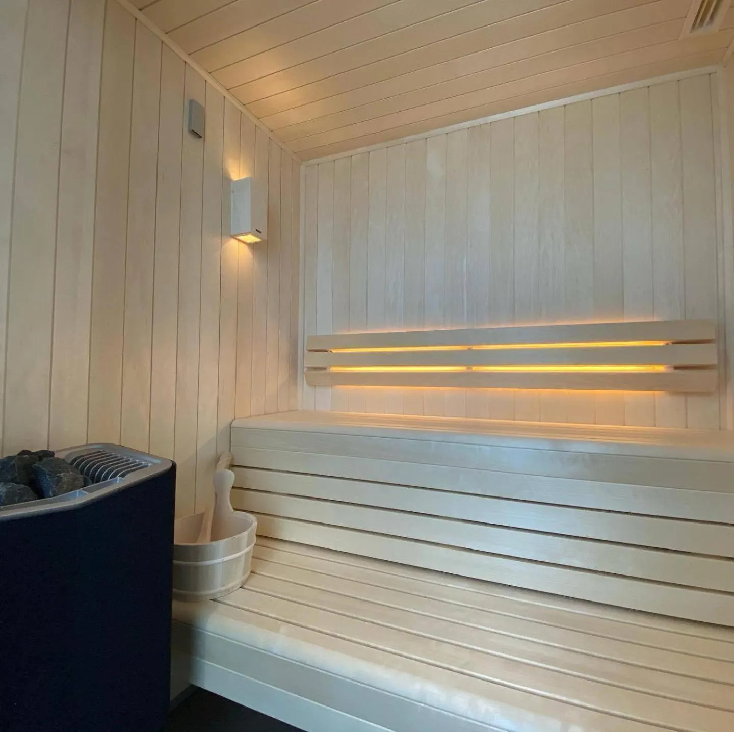 Sauna in The Originals Boutique, Hôtel de la Paix, Brest
