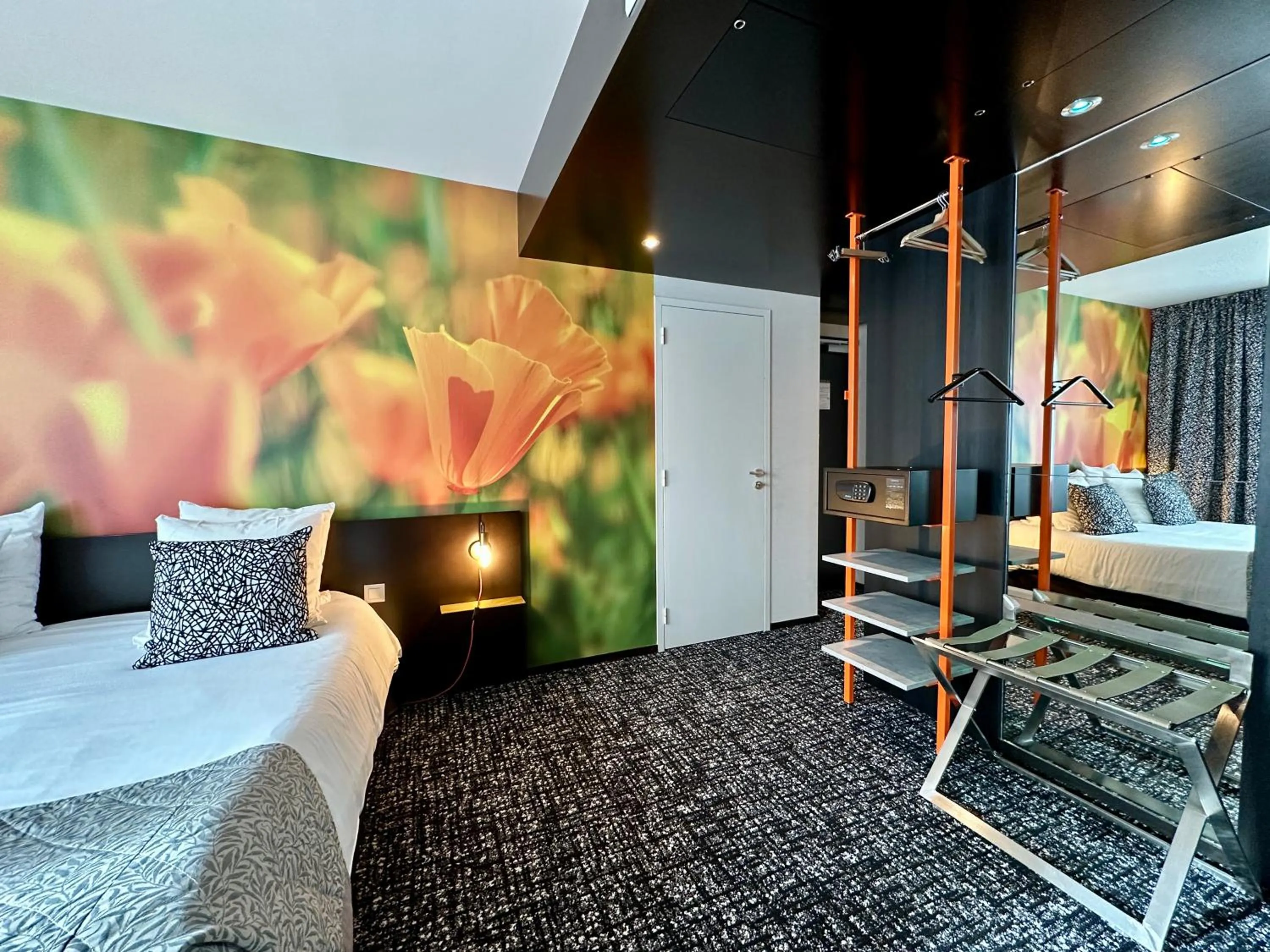 Family, Bed in The Originals Boutique, Hôtel de la Paix, Brest