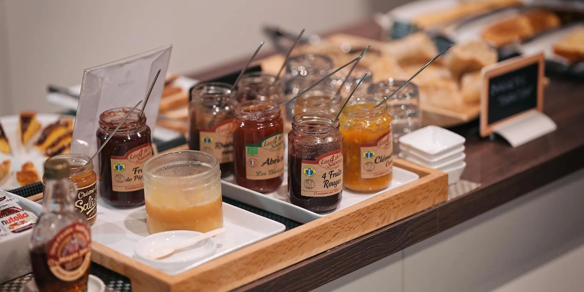 Breakfast in The Originals Boutique, Hôtel de la Paix, Brest