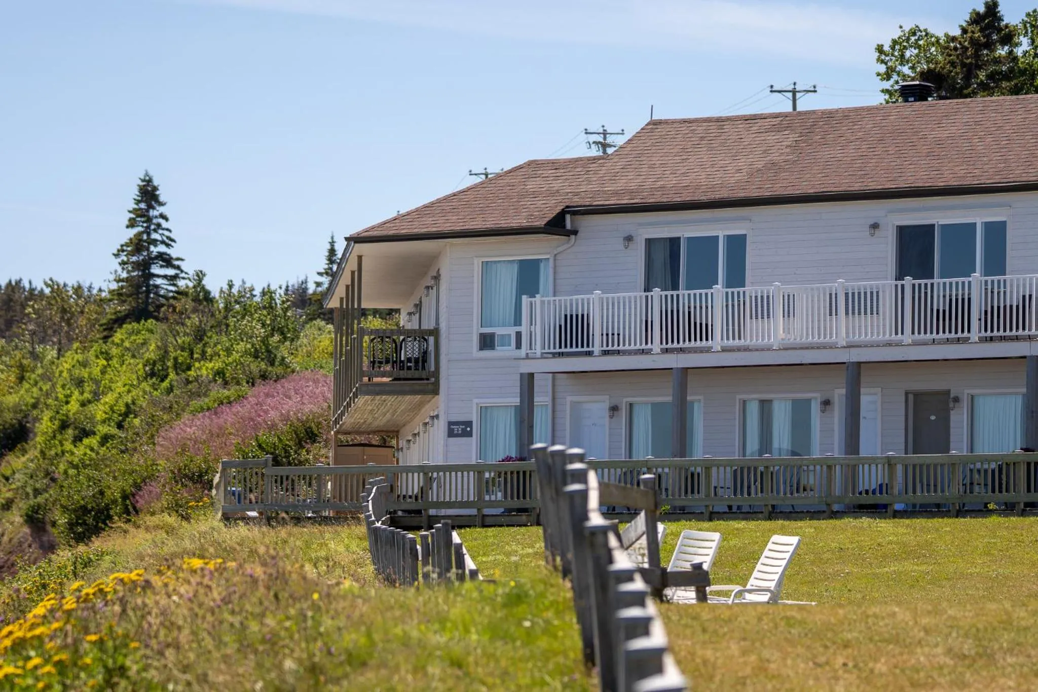 Property building in Riotel Perce