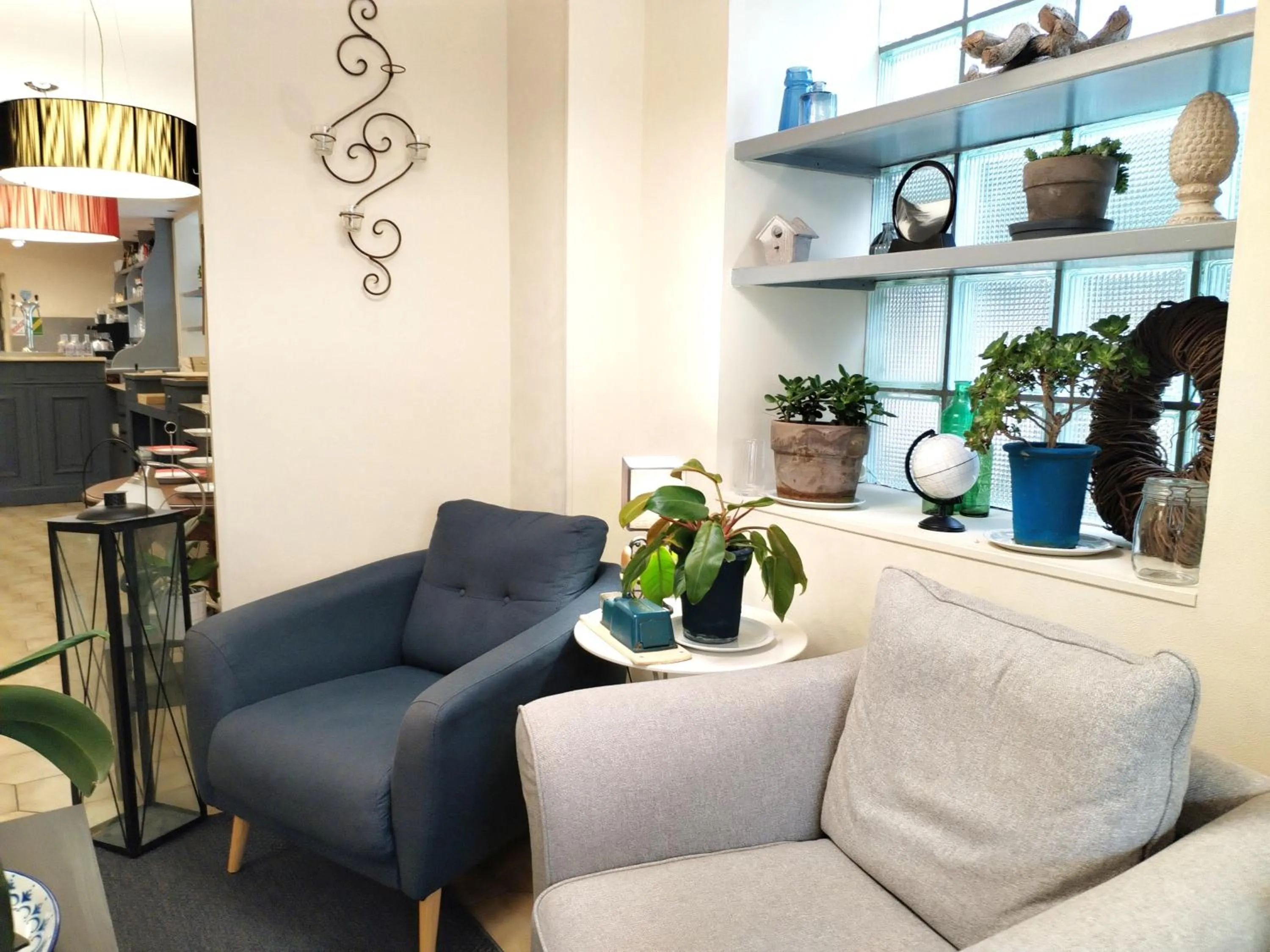 Living room in Logis Hôtel La Bastide d'Entraigues