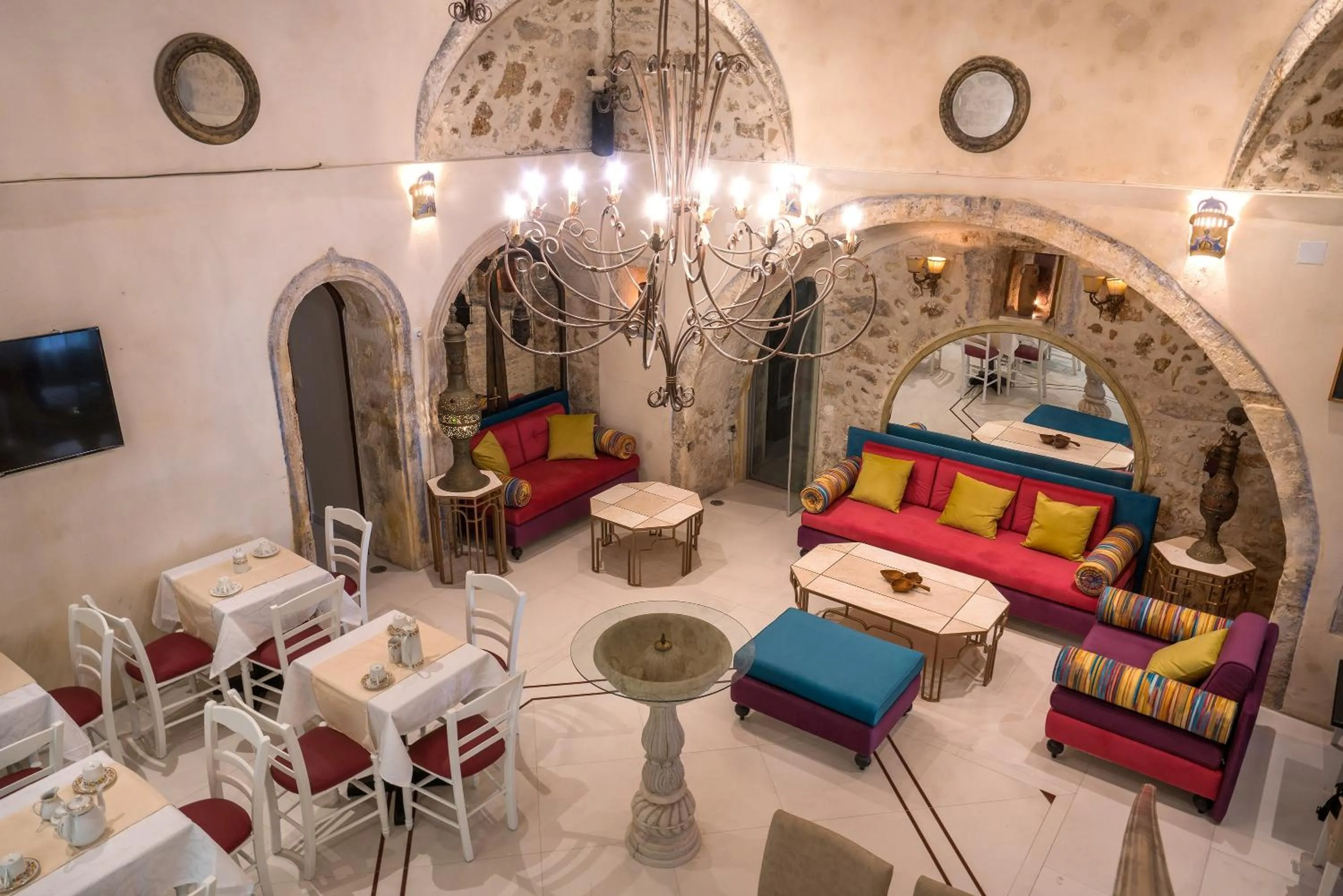 Restaurant/places to eat in Hamam Oriental Suites