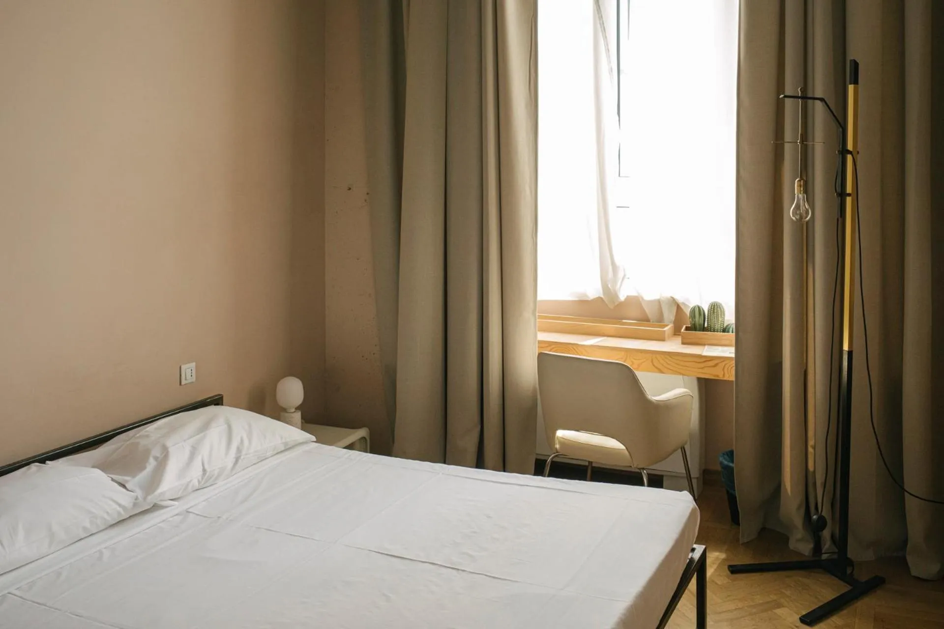 Photo of the whole room, Bed in casaBASE