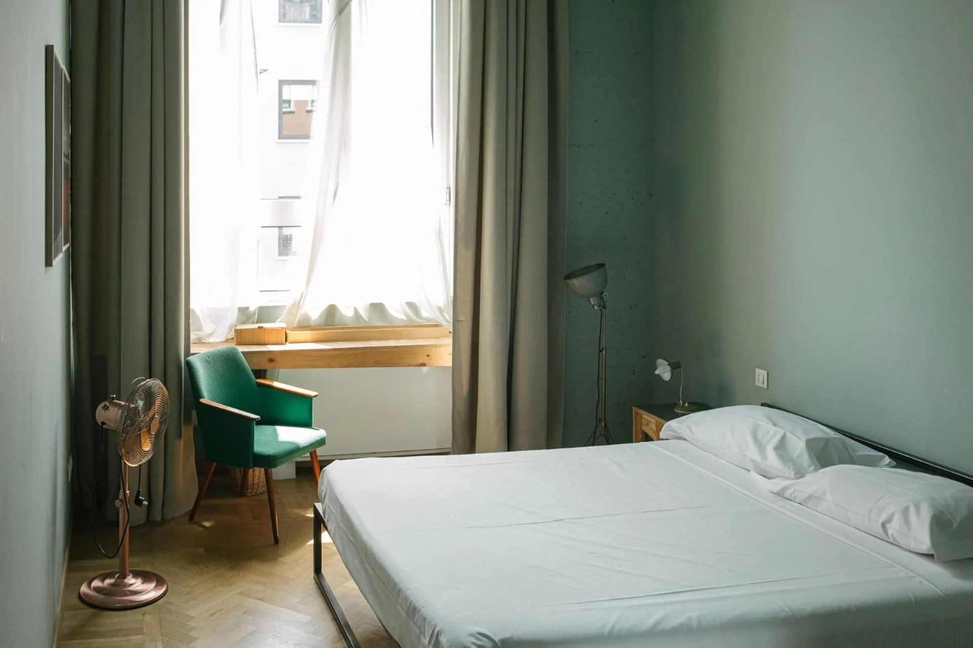 Seating area, Bed in casaBASE