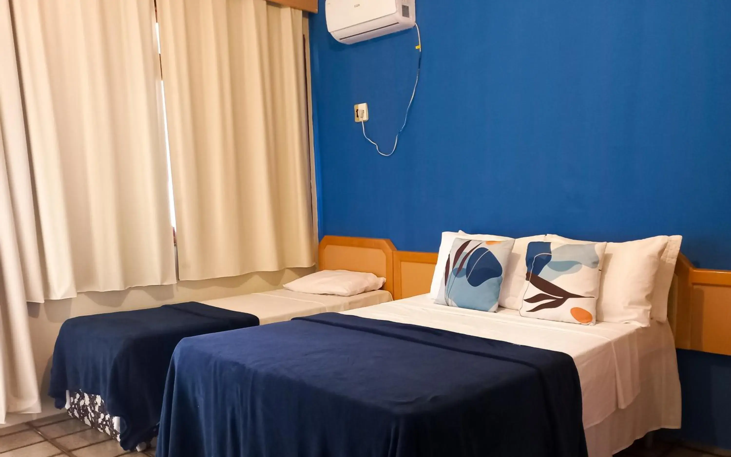 Triple Room with Balcony in Pousada Casa Grande Triple Room with Balcony in Pousada Casa Grande