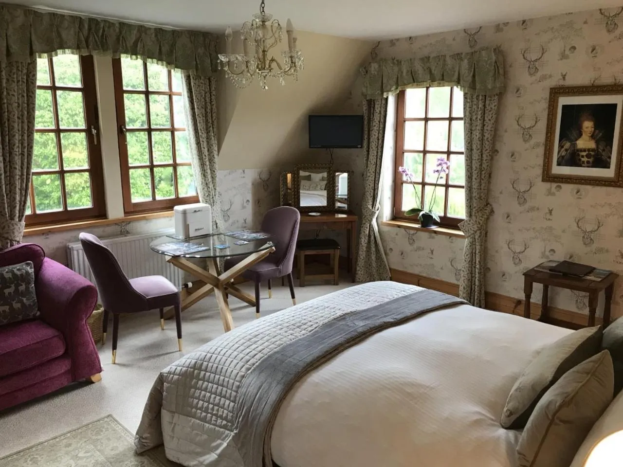 Photo of the whole room, Bed in Highland Bear Lodge & Luxury Bear Huts