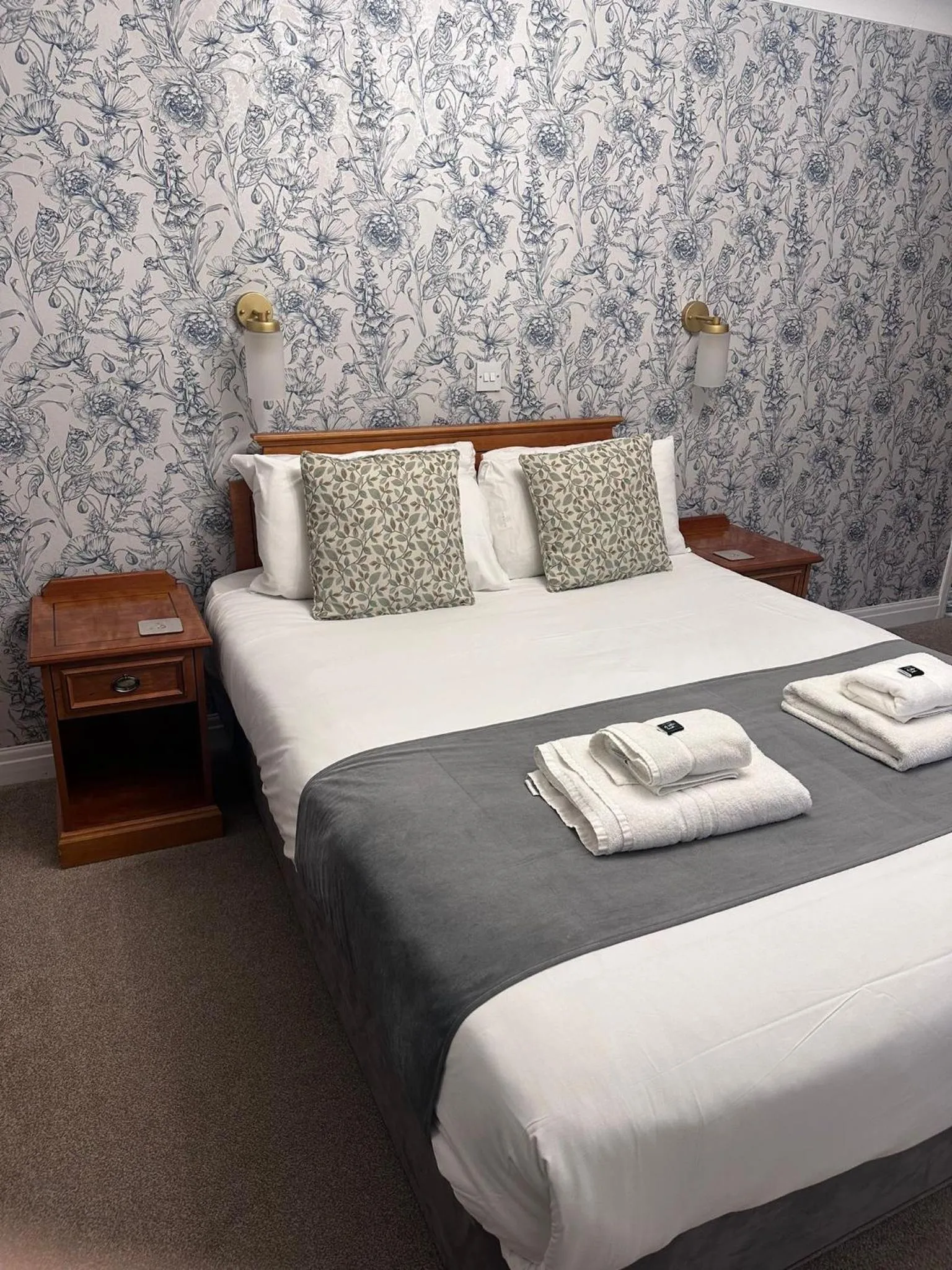 Bed in East Ayton Lodge Hotel, Scarborough