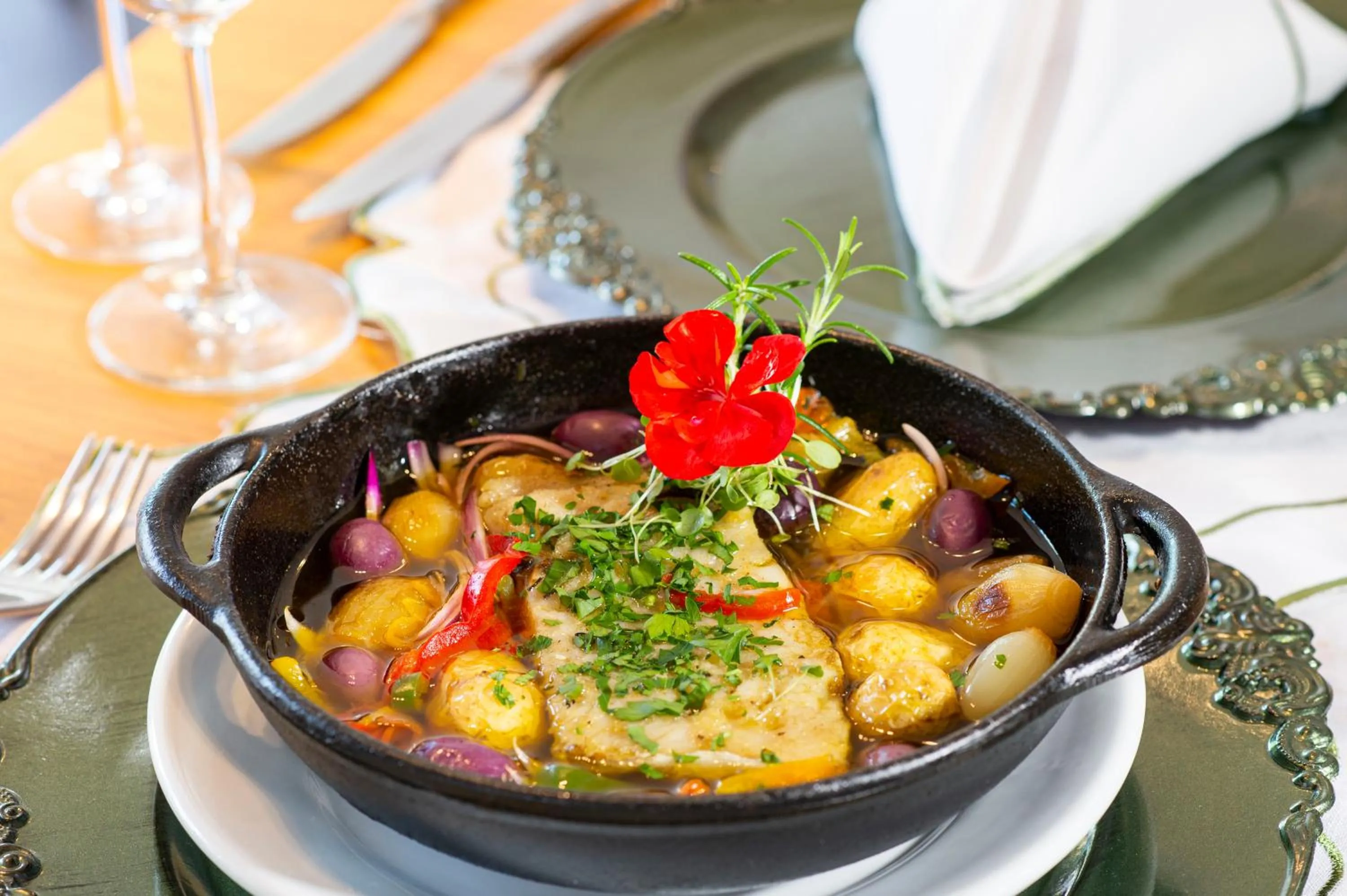 Restaurant/places to eat in Hotel Refugio da Montanha