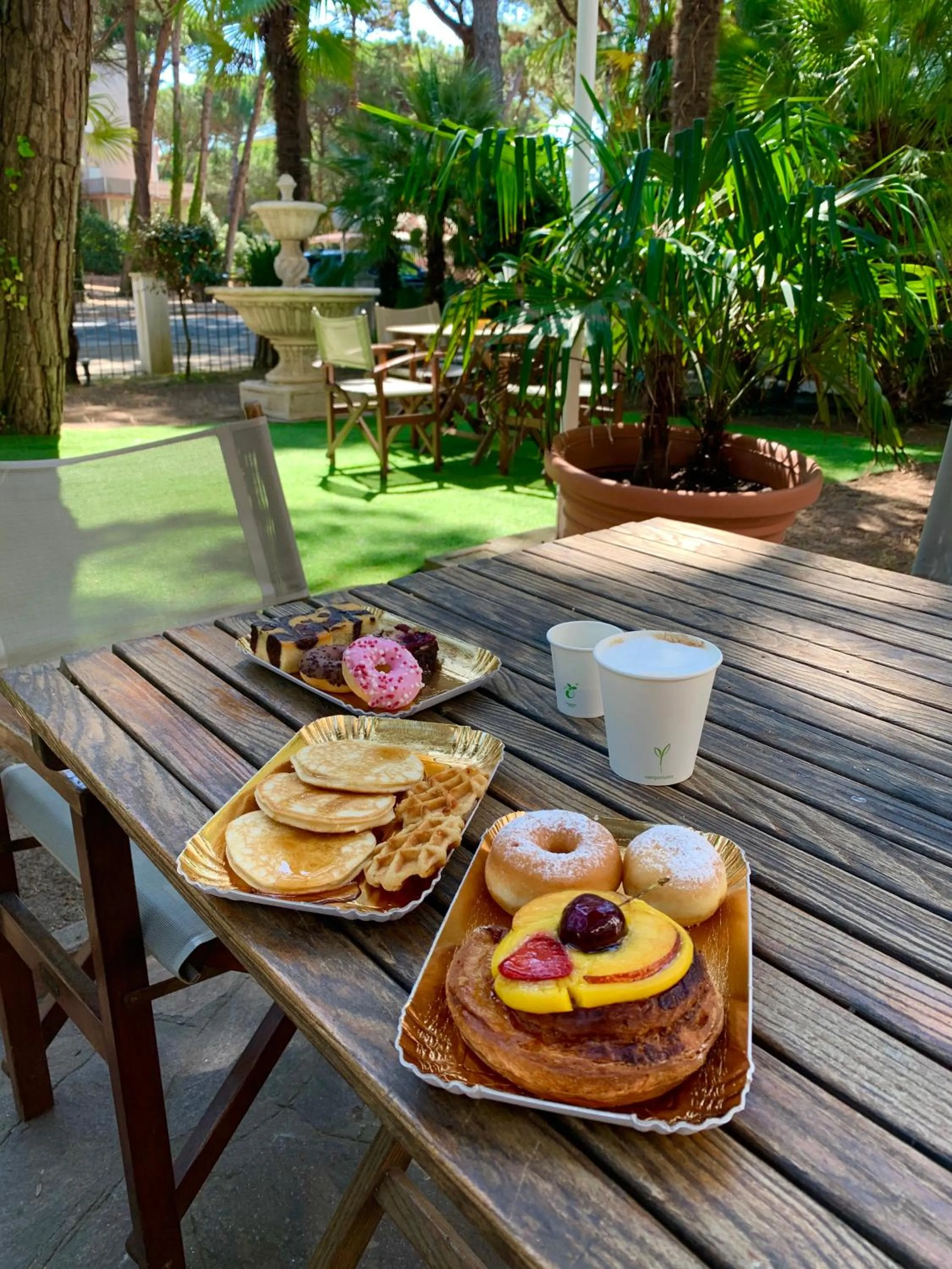 Garden in G&D Hotel Deanna Golf