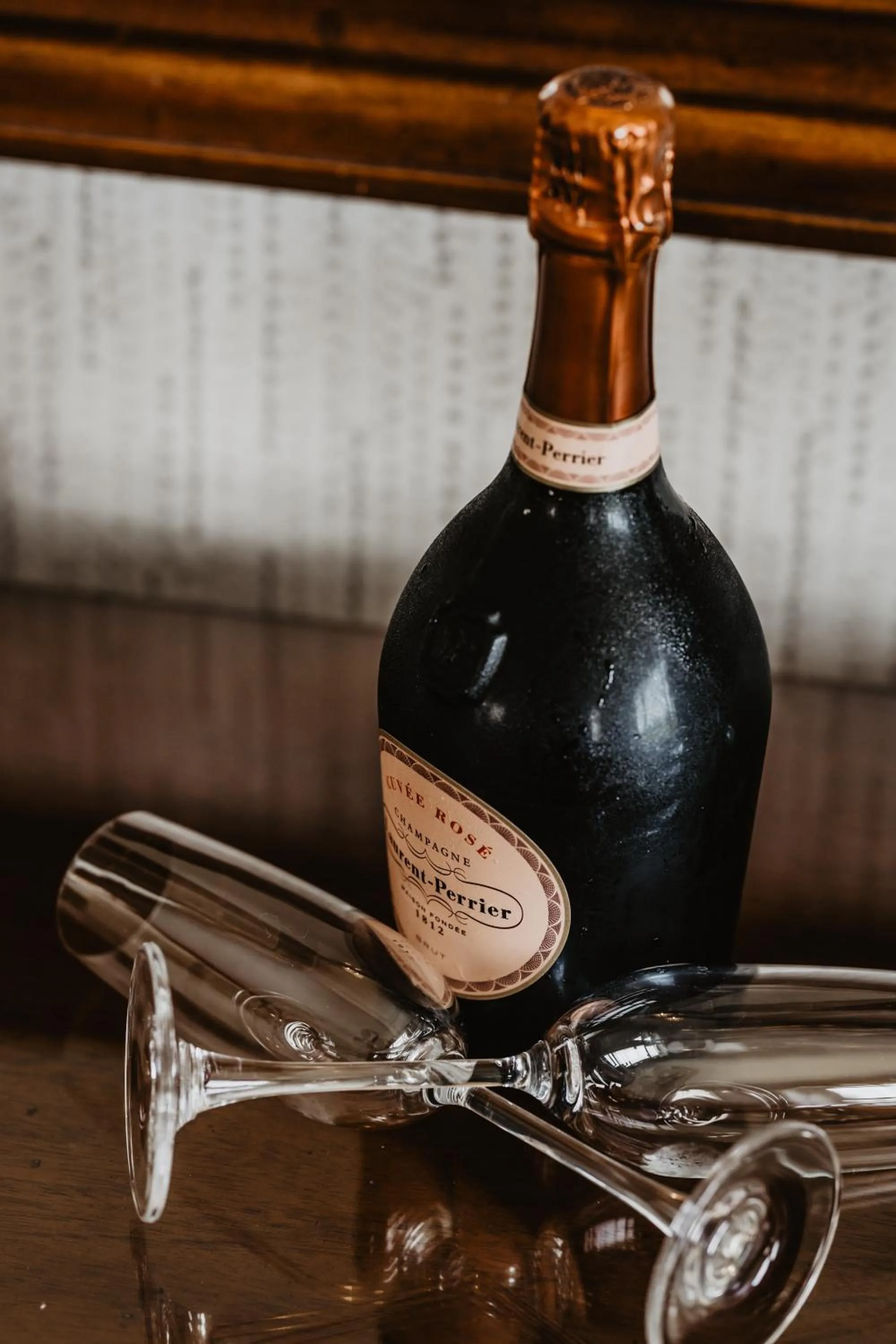 Drinks in Mallyan Spout Hotel