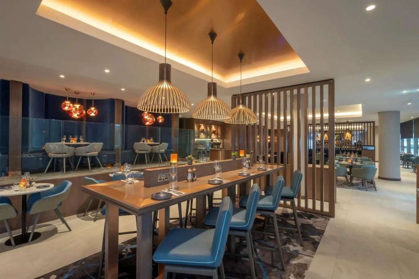 Restaurant/places to eat in Clayton Hotel Cardiff Lane