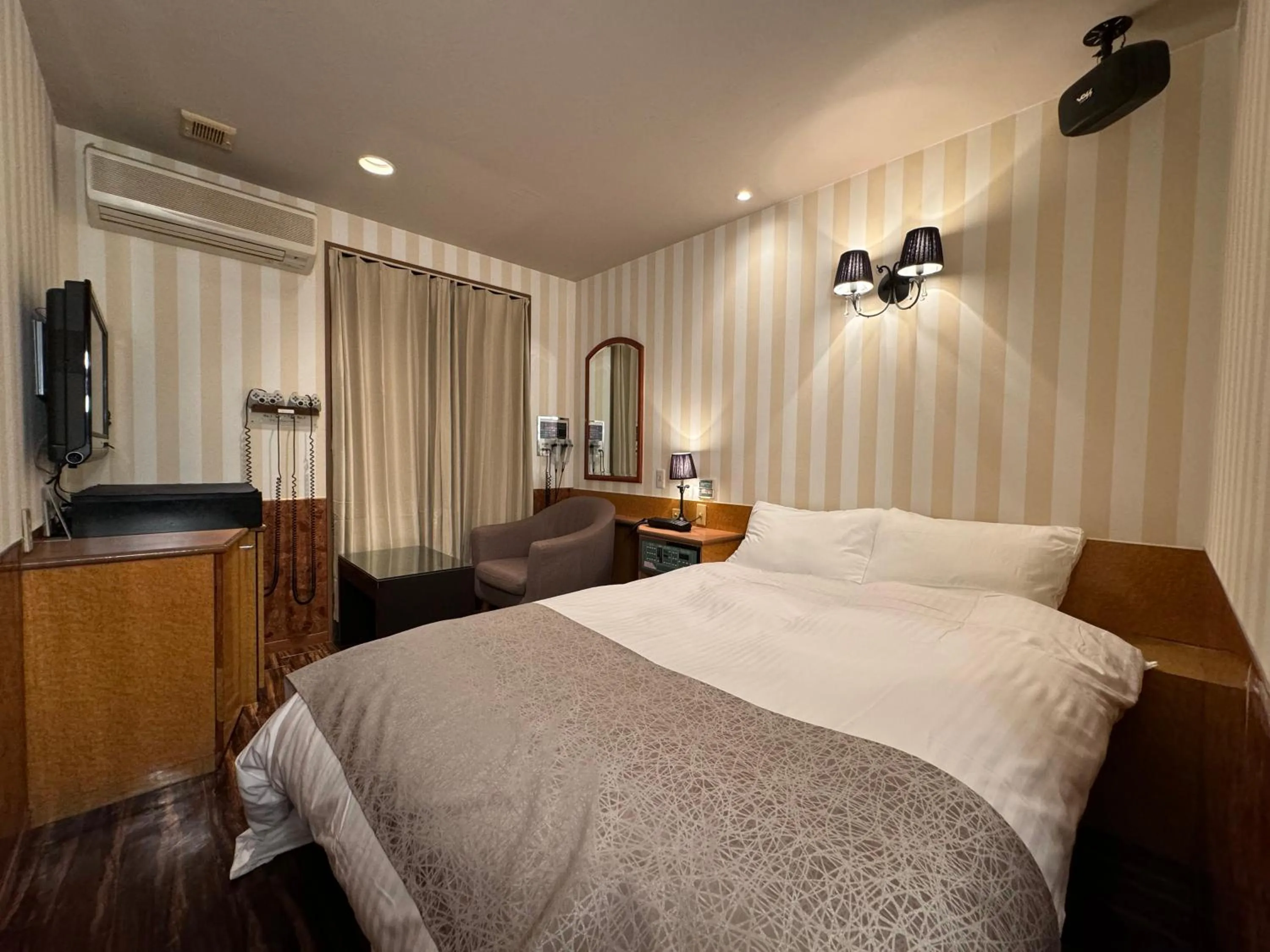 Bed in LaLa Resort (Adult Only)