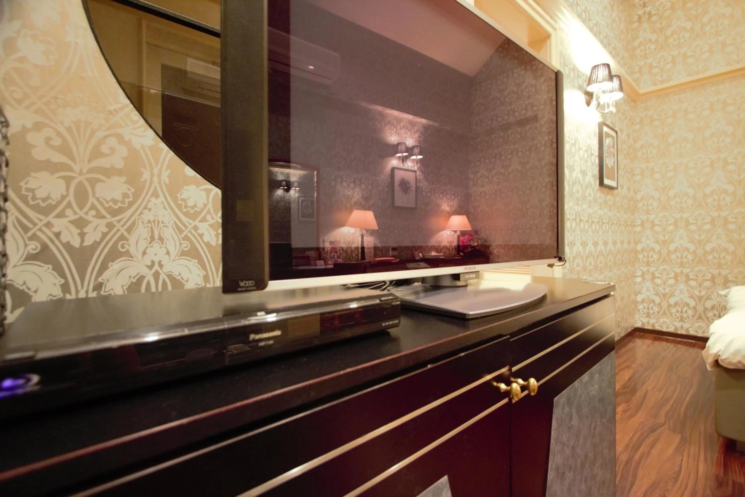 TV and multimedia in LaLa Resort (Adult Only)