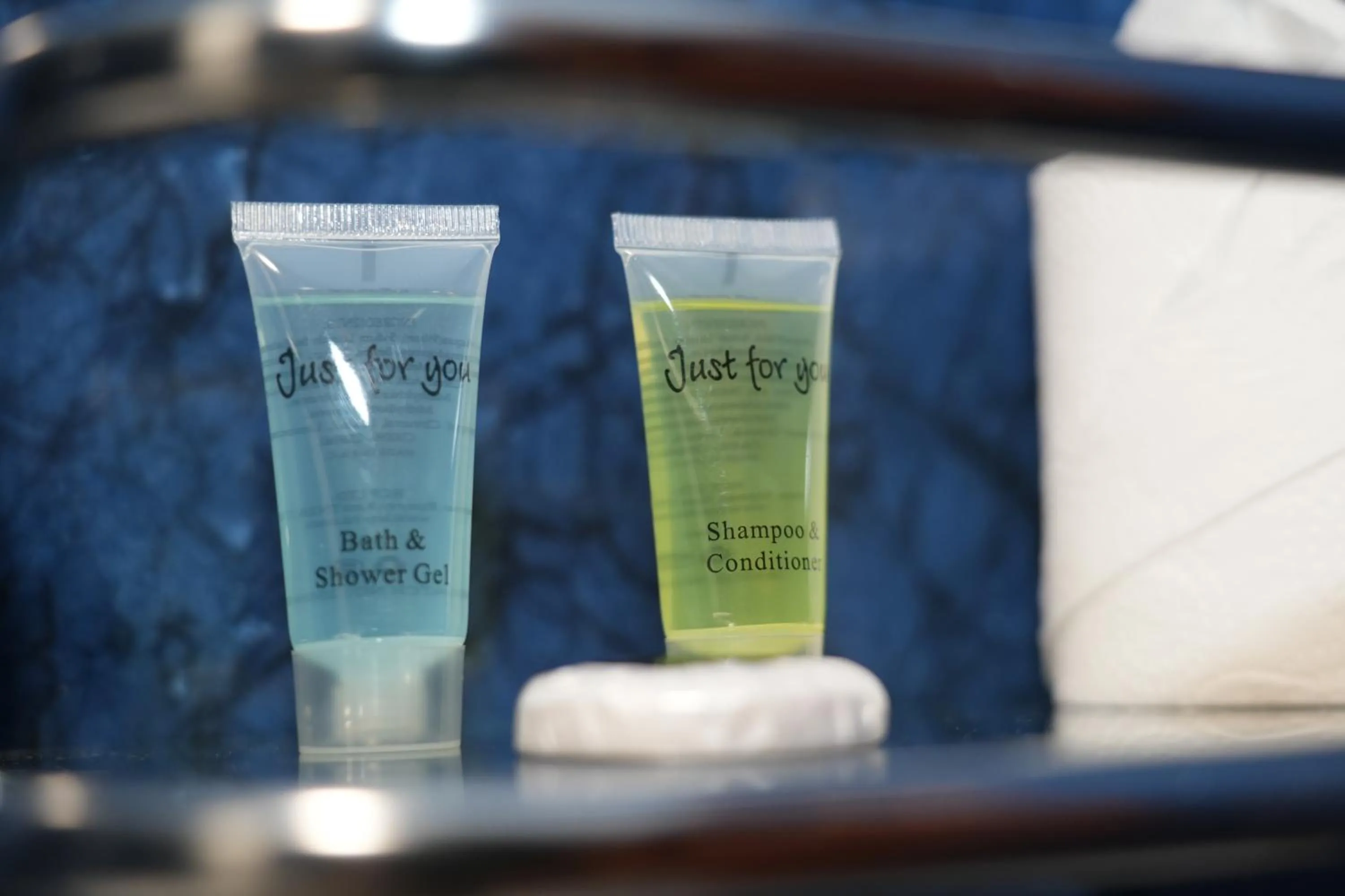 Bathroom in The Dog and Partridge