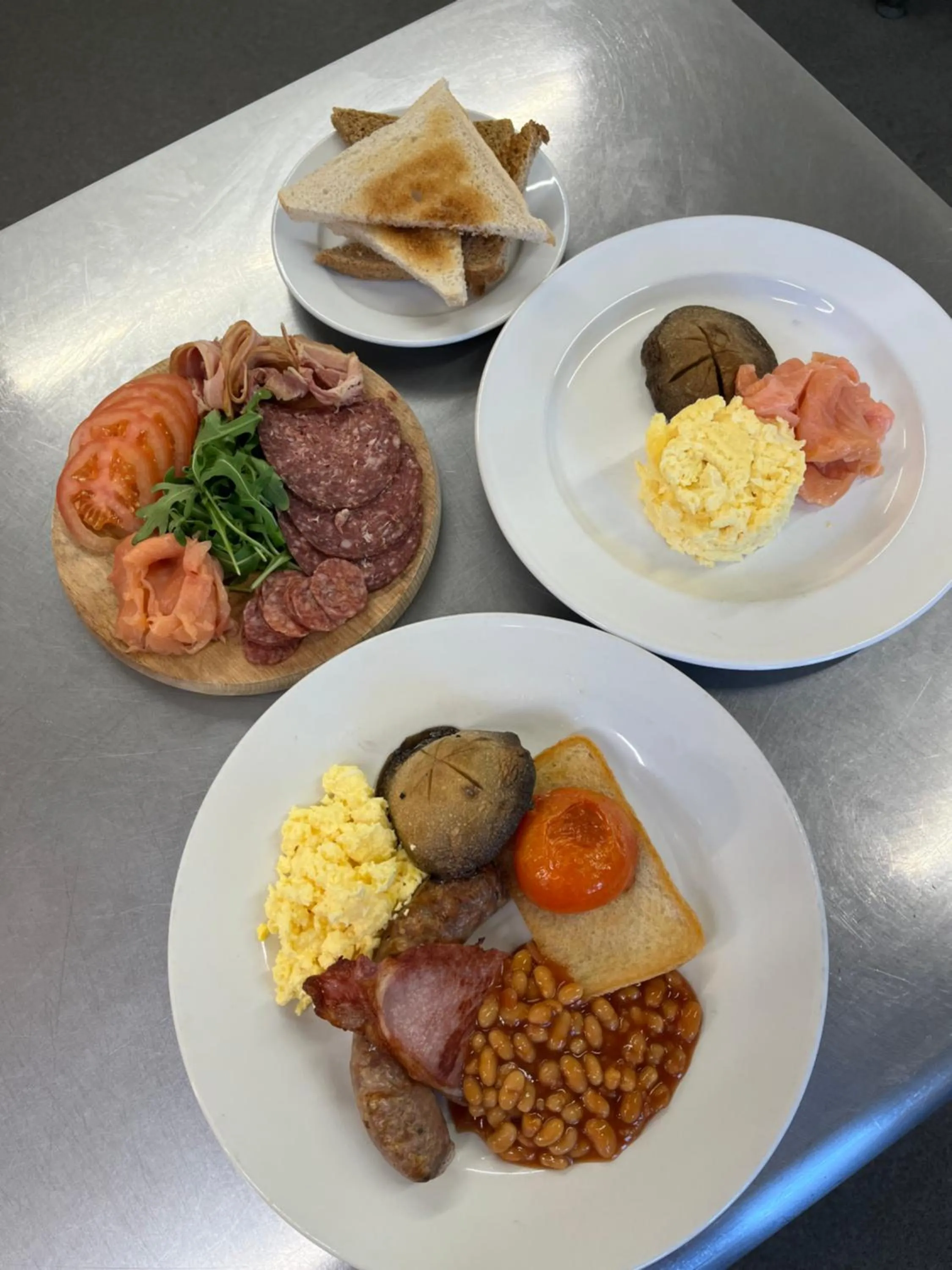 Asian breakfast in The Dog and Partridge