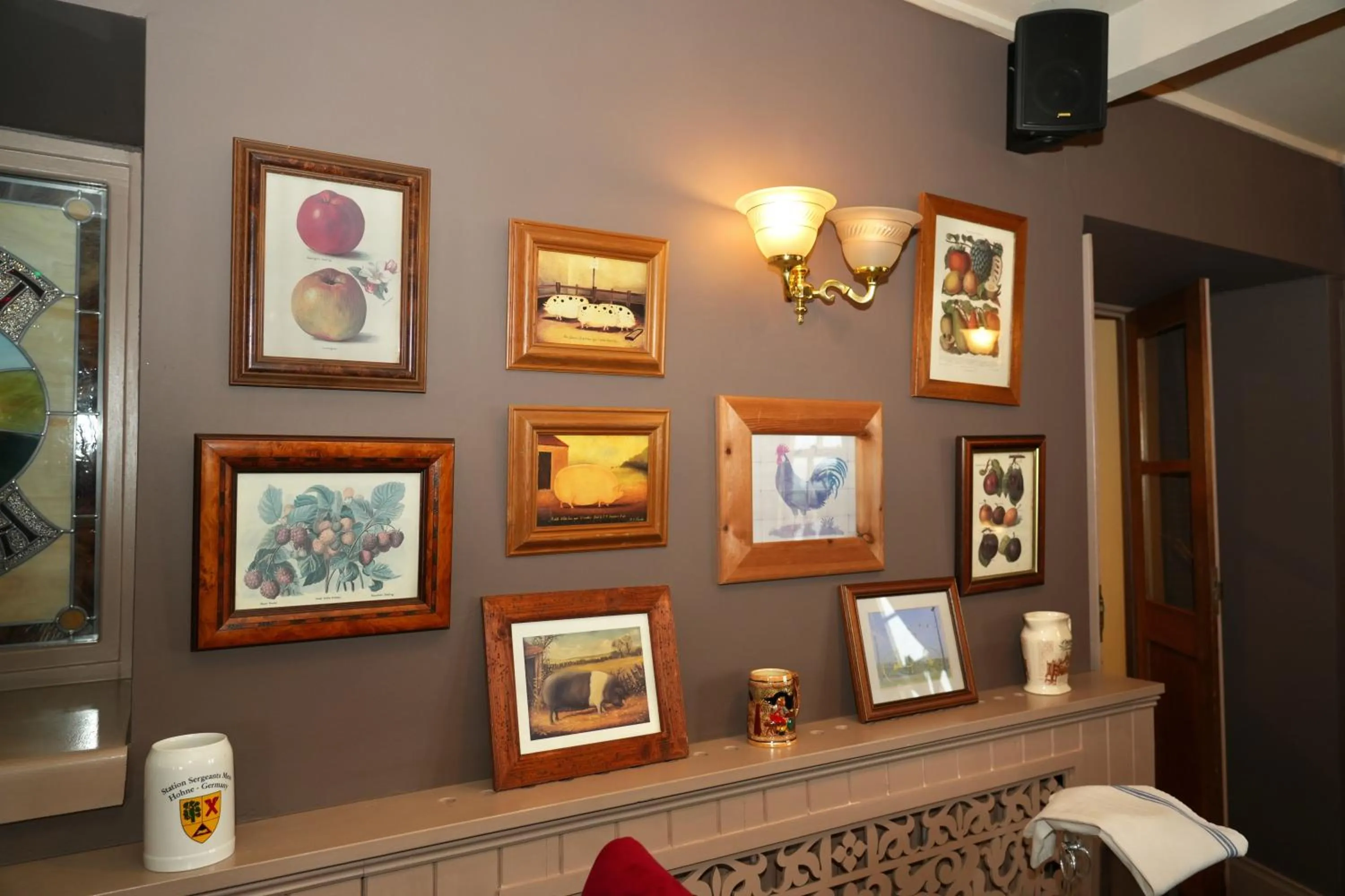 Decorative detail in The Dog and Partridge