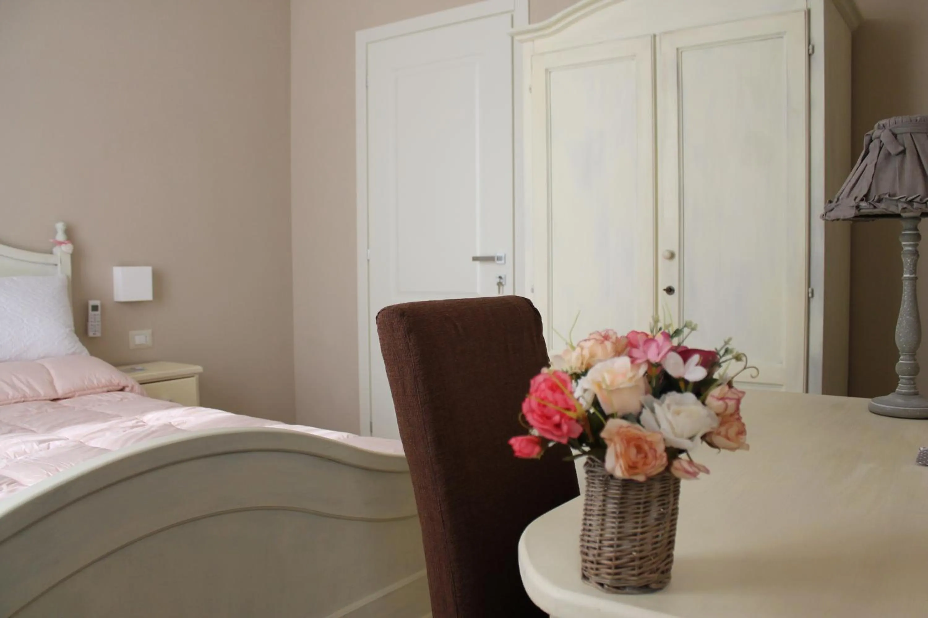 Photo of the whole room in B&B Paura