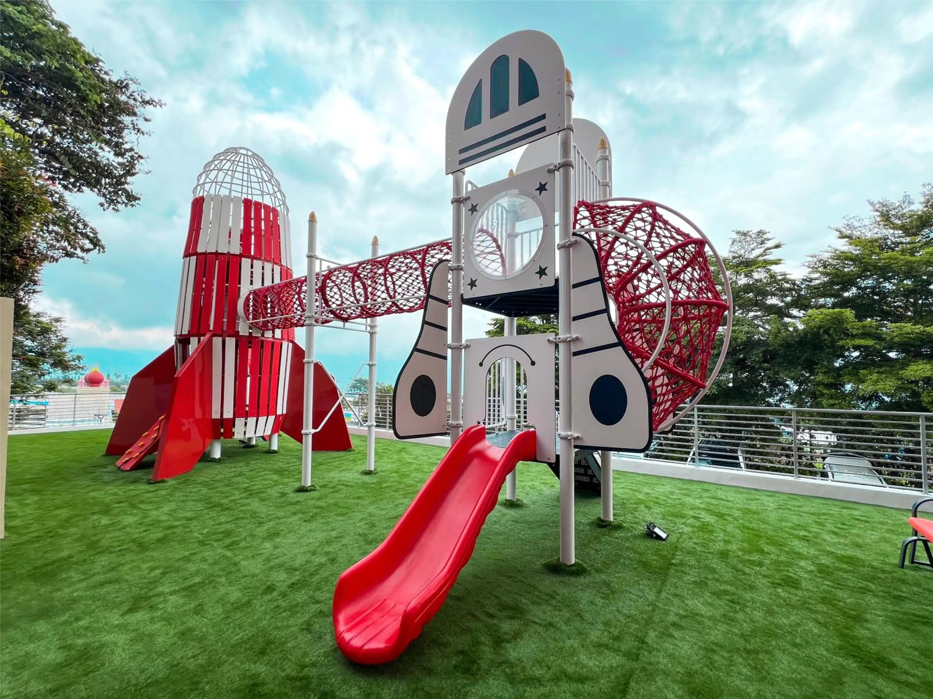 Golden Tulip Holland Resort Batu