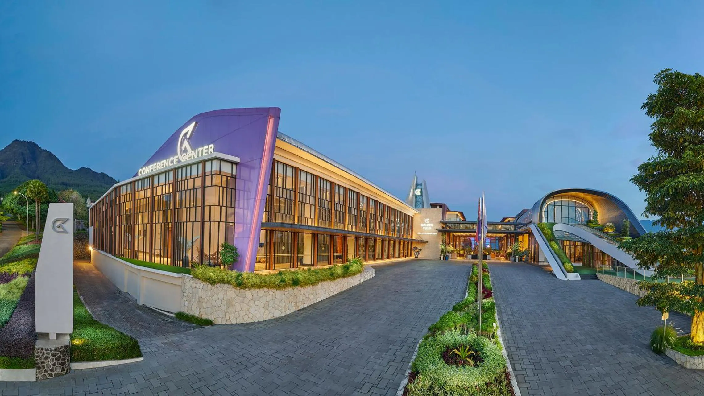 Golden Tulip Holland Resort Batu