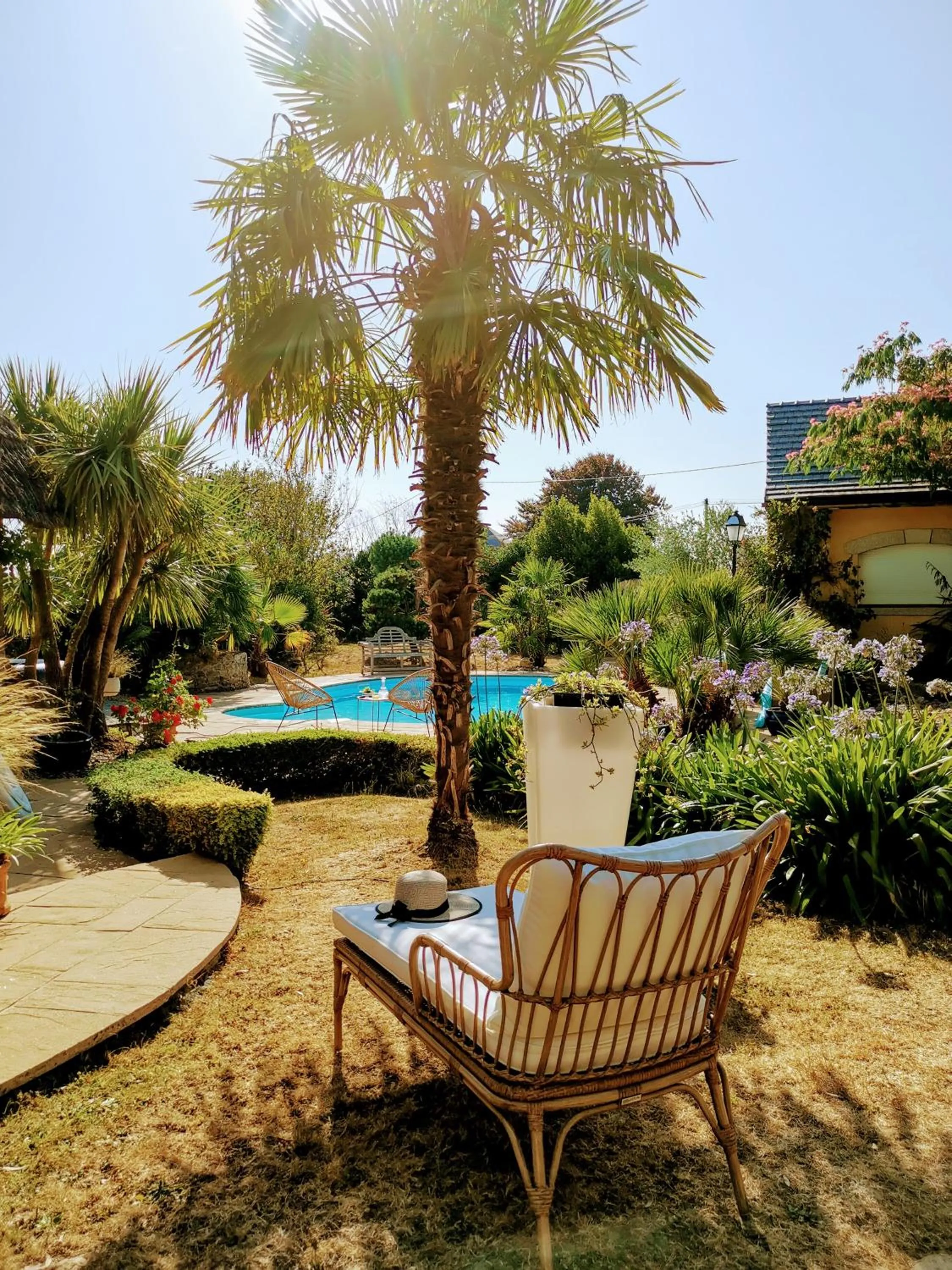 Garden in B&B Lou Mas