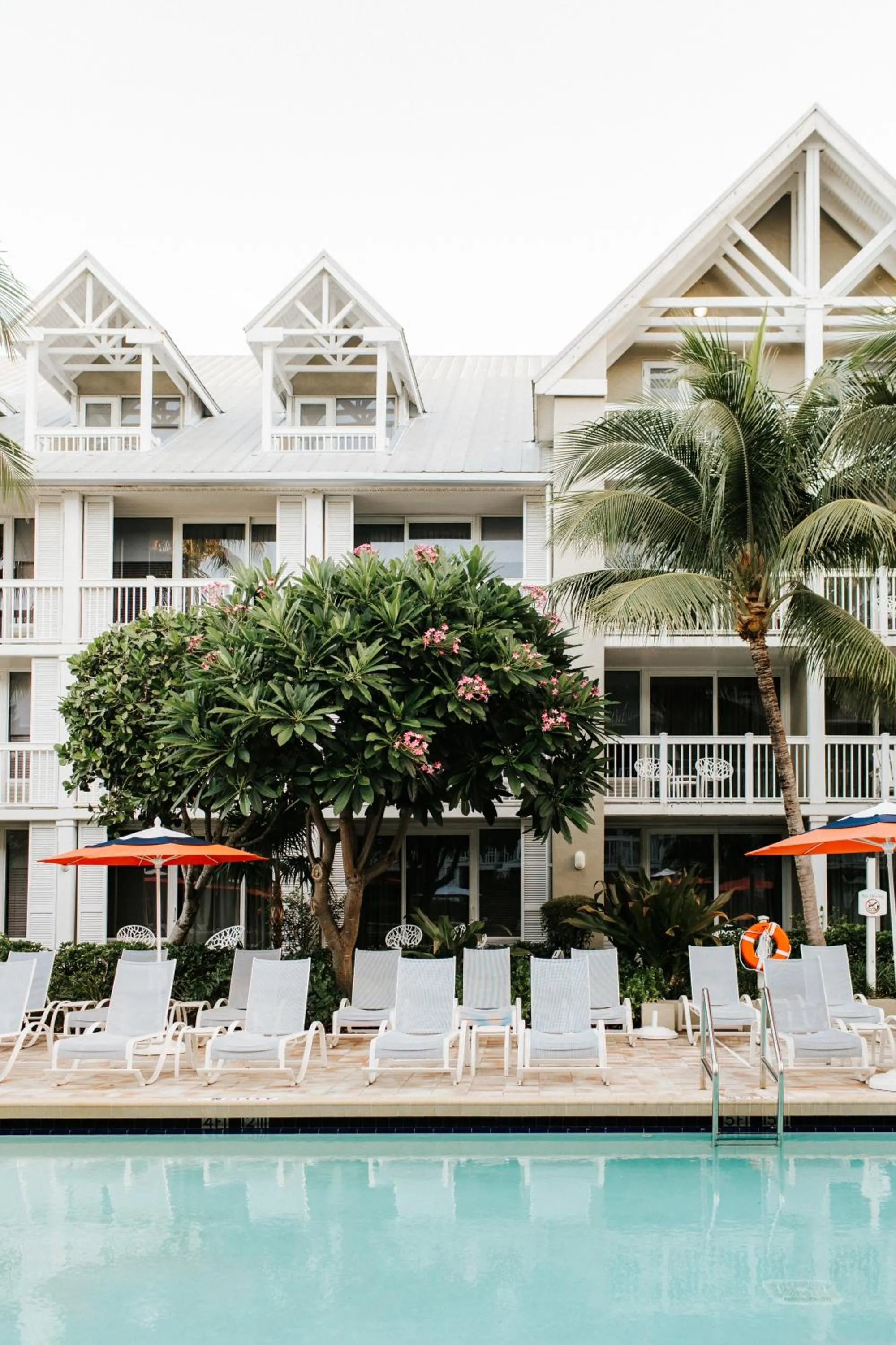 Swimming pool in Opal Key Resort & Marina