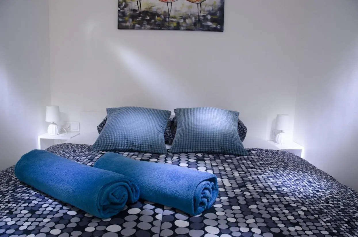 Bed in Apartment Šola, GARAGE