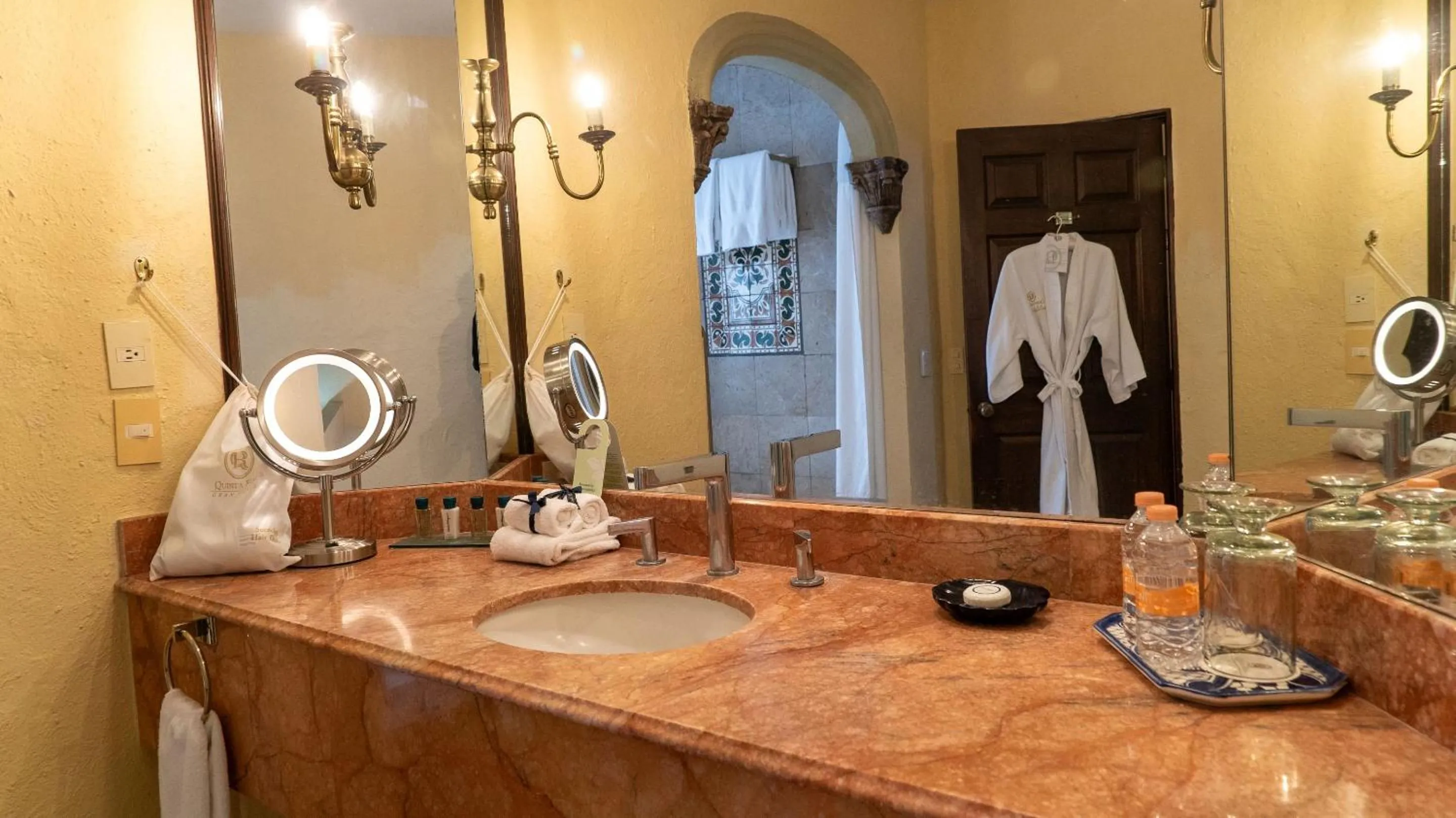 Bathroom in Quinta Real Aguascalientes