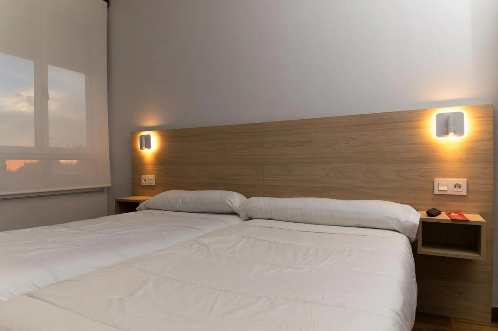 Twin Room in Hostal Restaurante Central