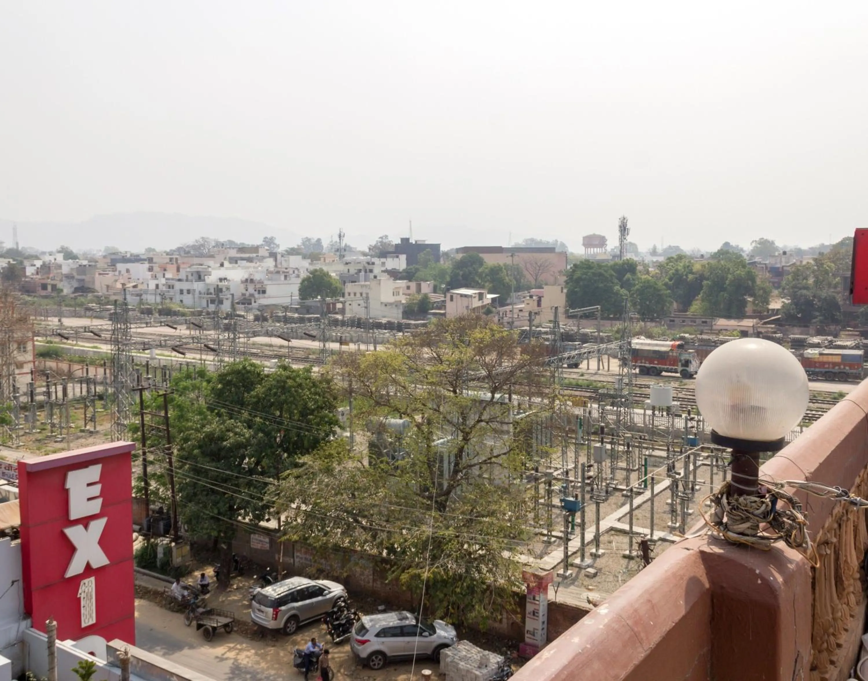 Facade/entrance in Hotel O Mehfil Hotel