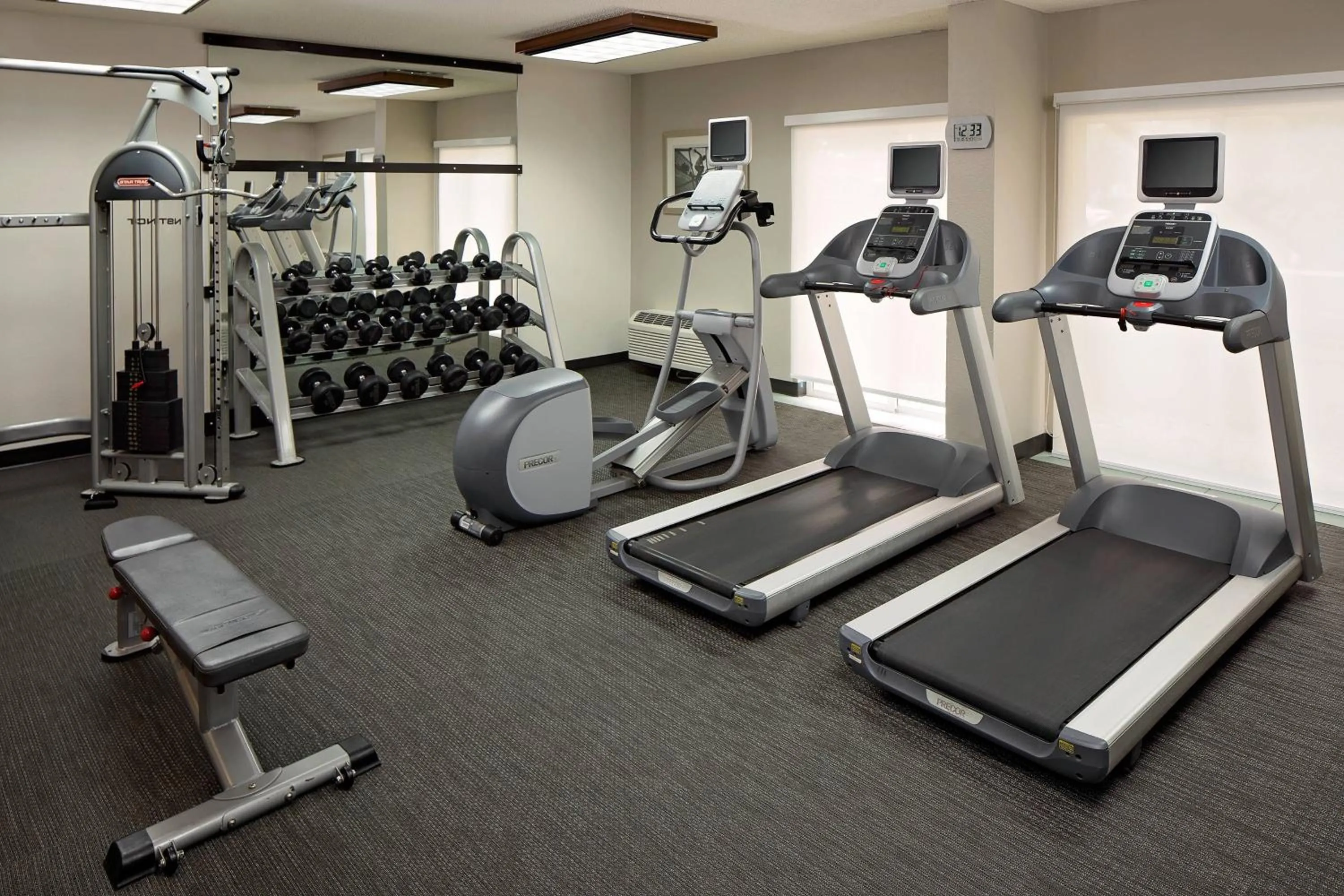 Fitness centre/facilities in Courtyard by Marriott Fort Lauderdale North/Cypress Creek