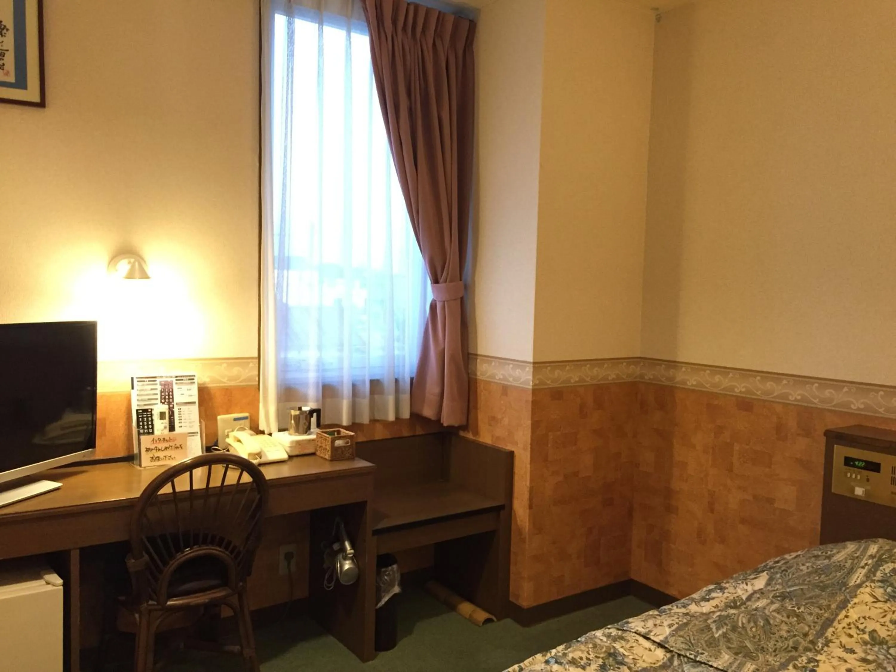 Bed in Maebashi Business Hotel Luka