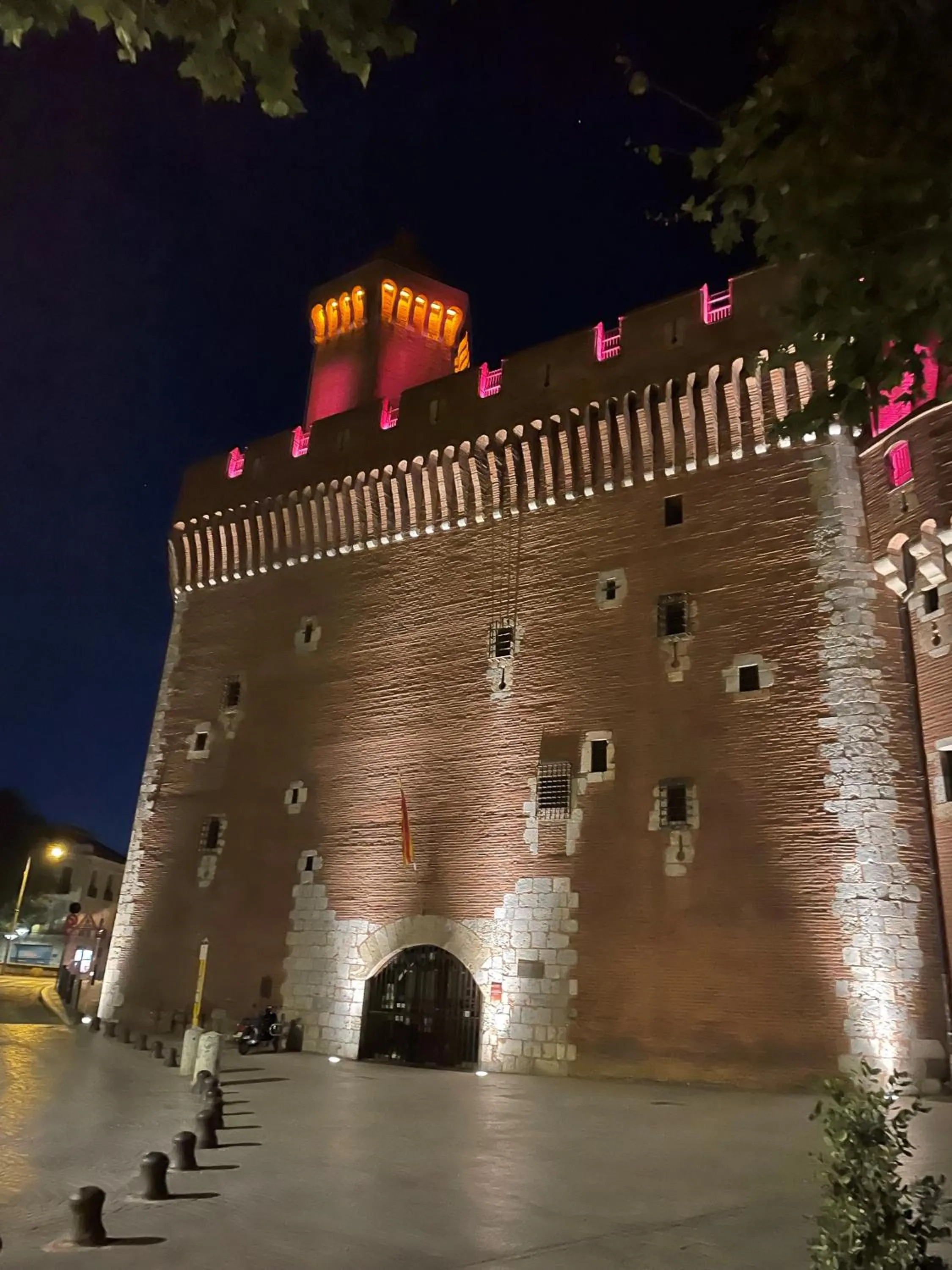 Property building in Hotel De France Perpignan Centre Ville