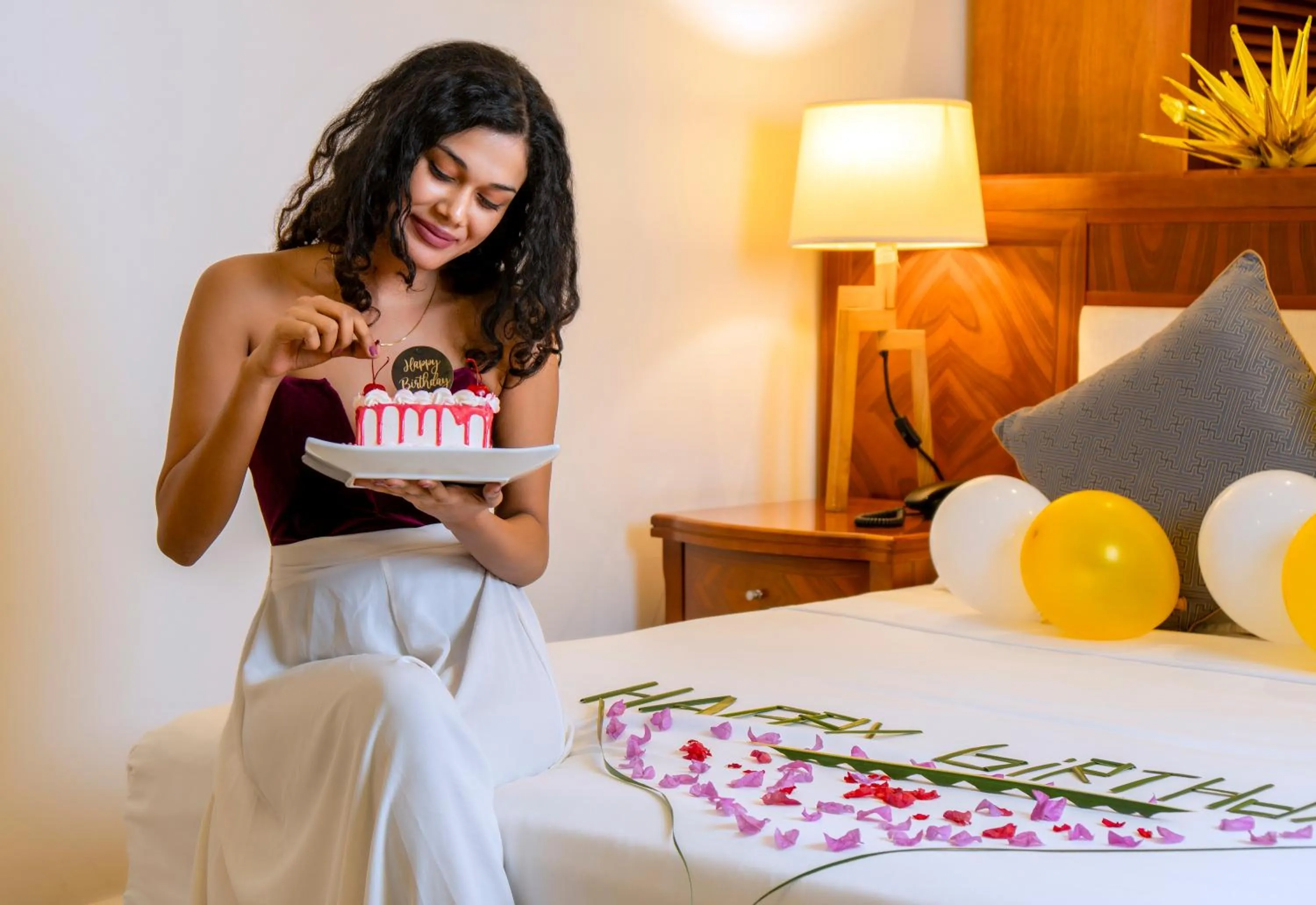 Bed in Sooriya Resort & Spa