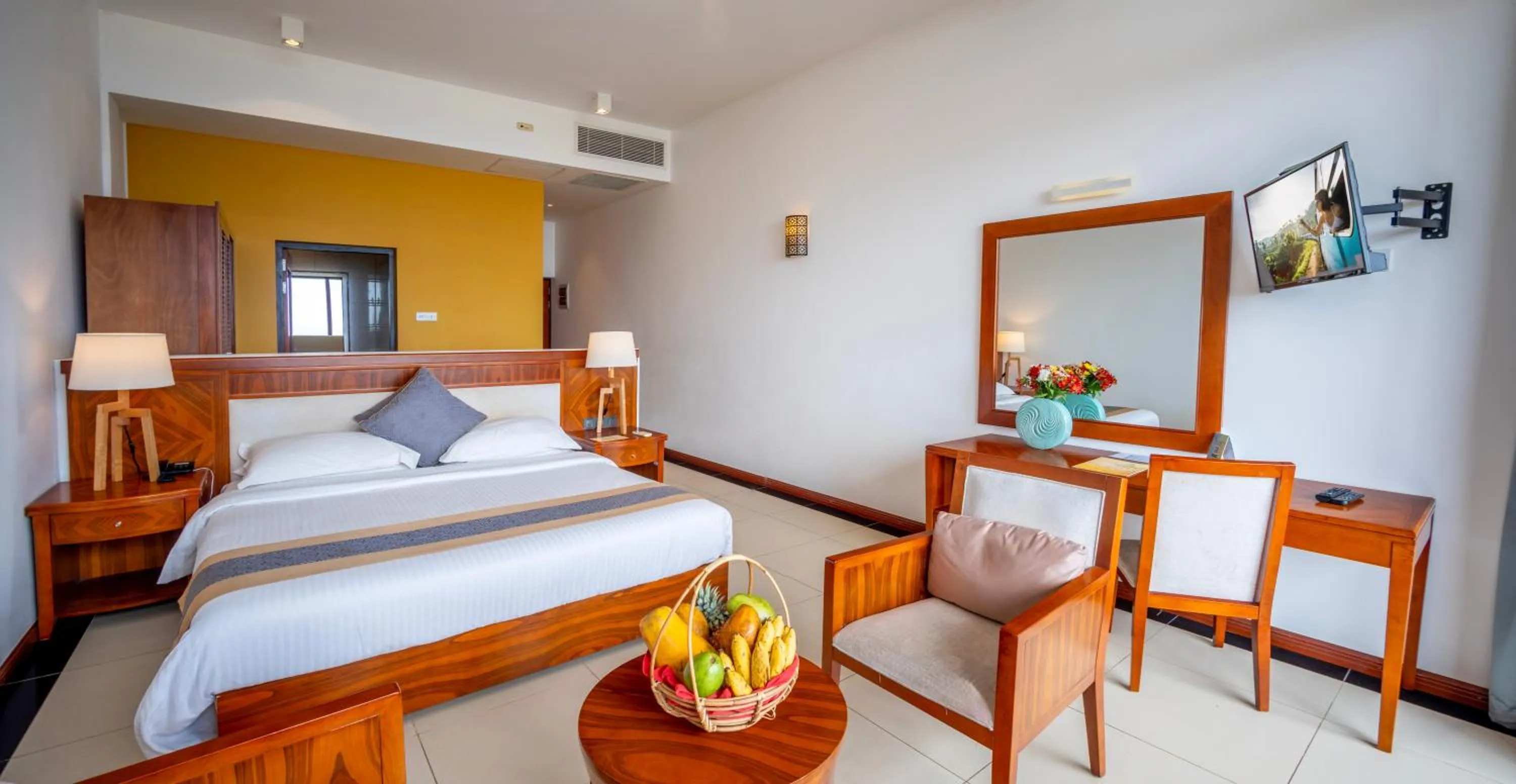 Bed in Sooriya Resort & Spa