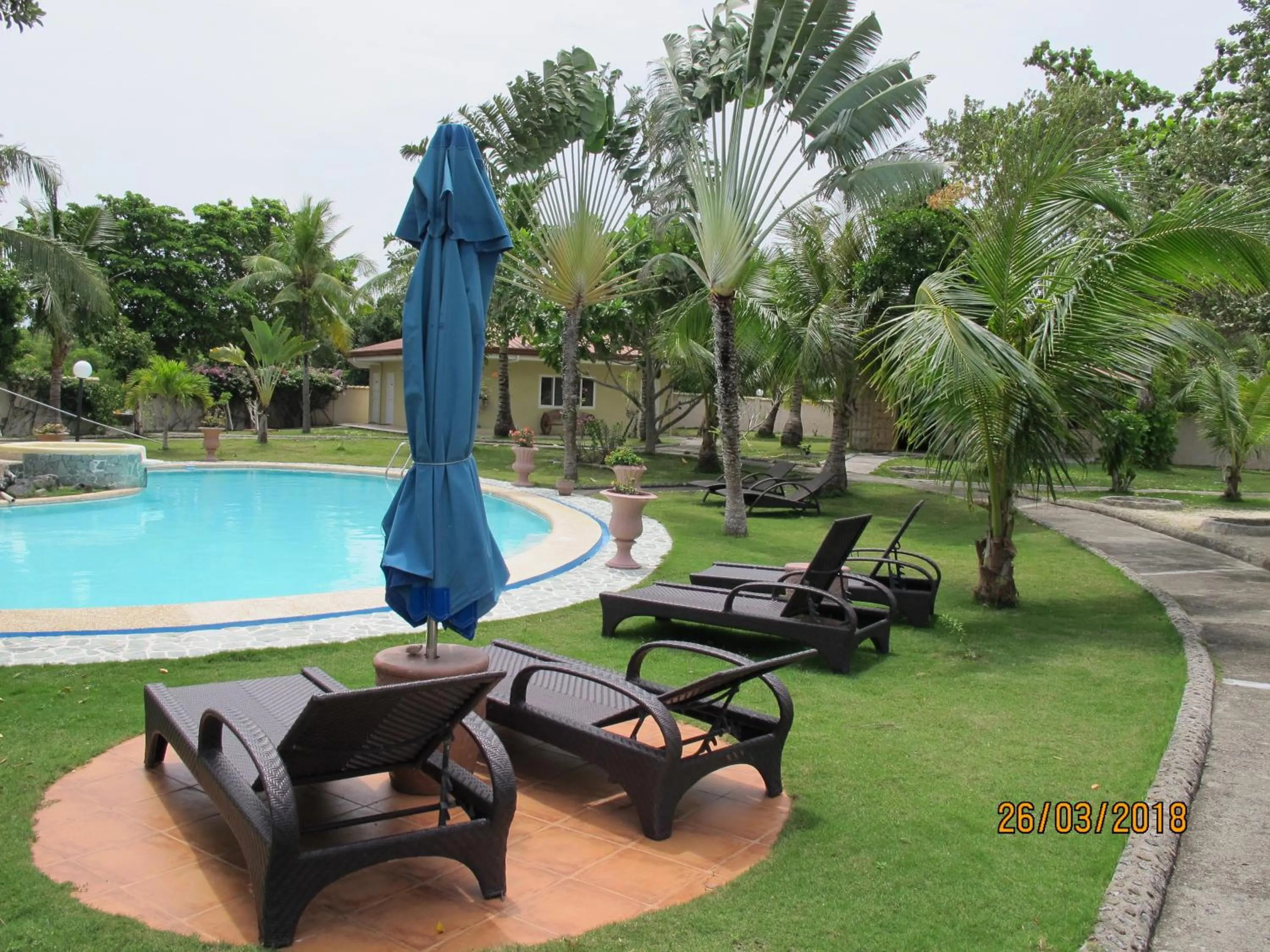 Cabilao Sunset Dive & Beach Resort