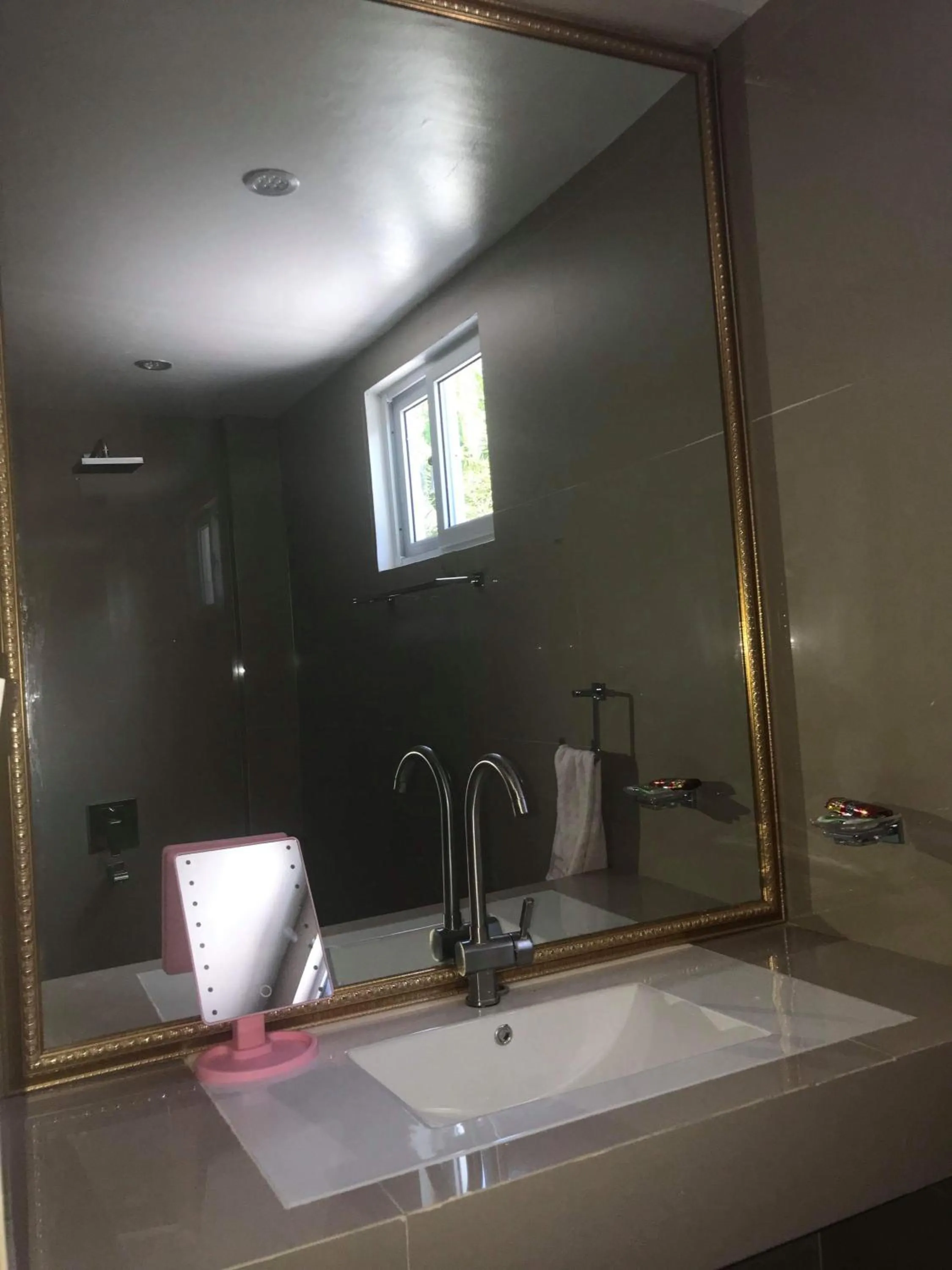 Cabilao Sunset Dive & Beach Resort