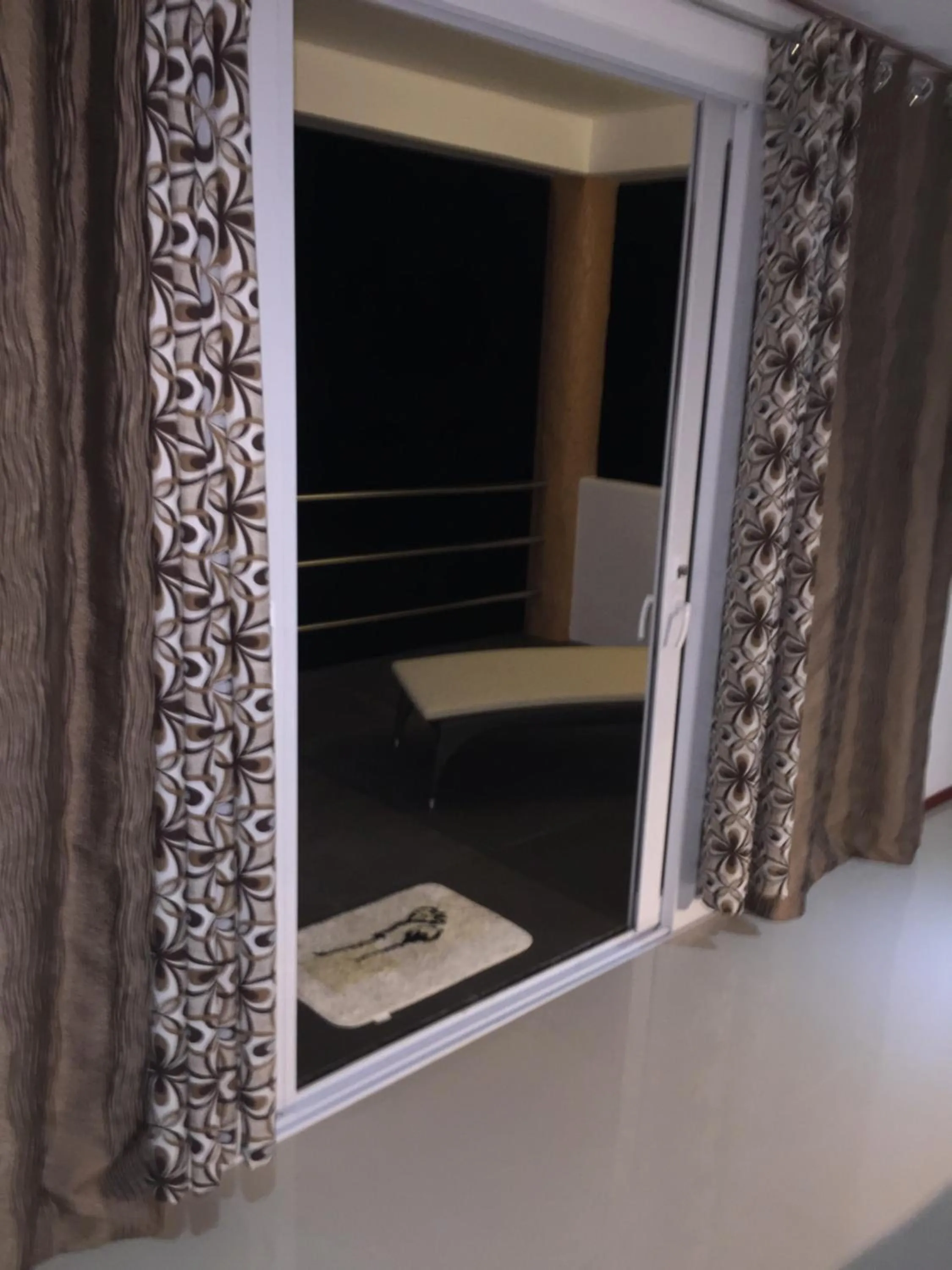 Cabilao Sunset Dive & Beach Resort