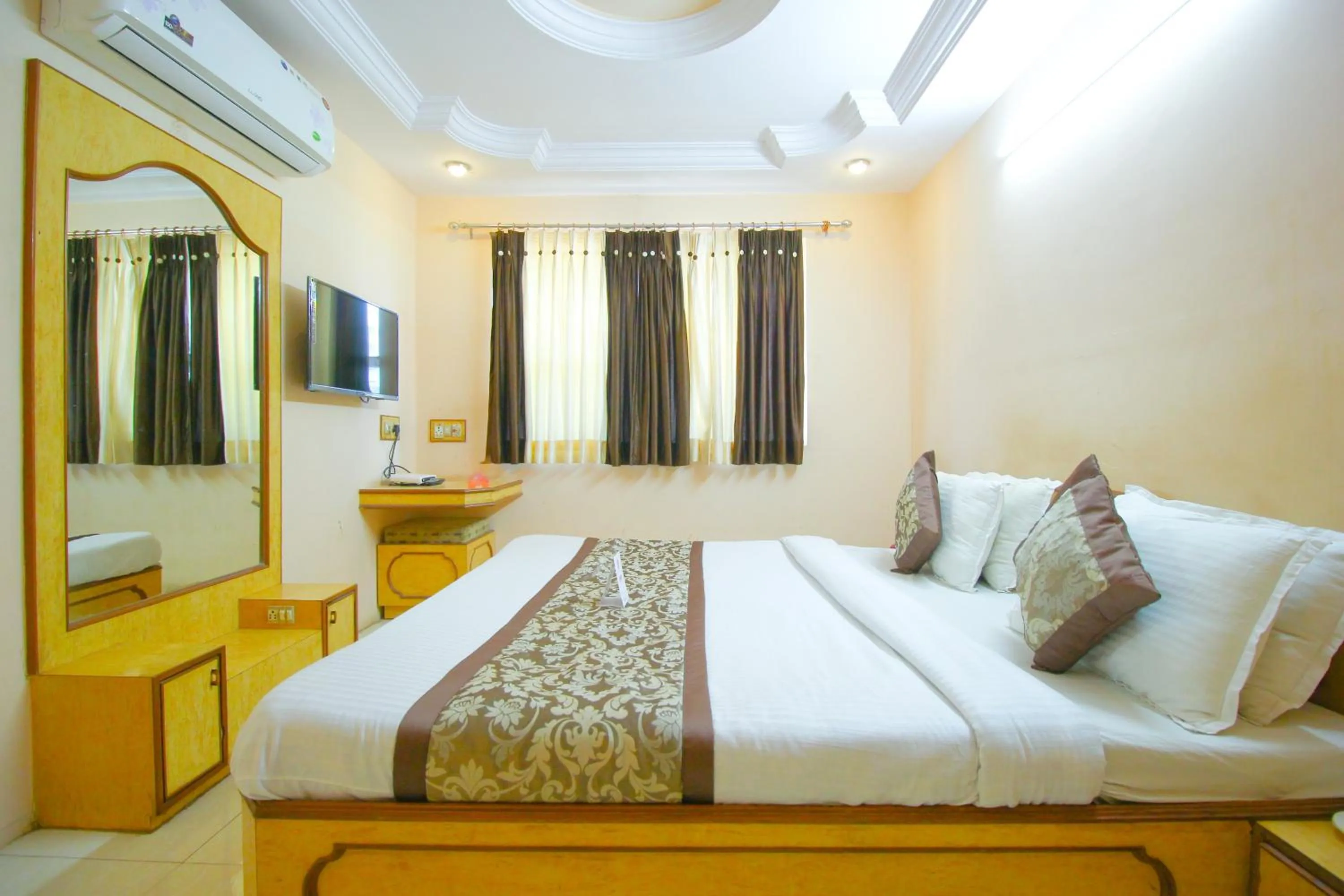 Bed in Hotel Upasana