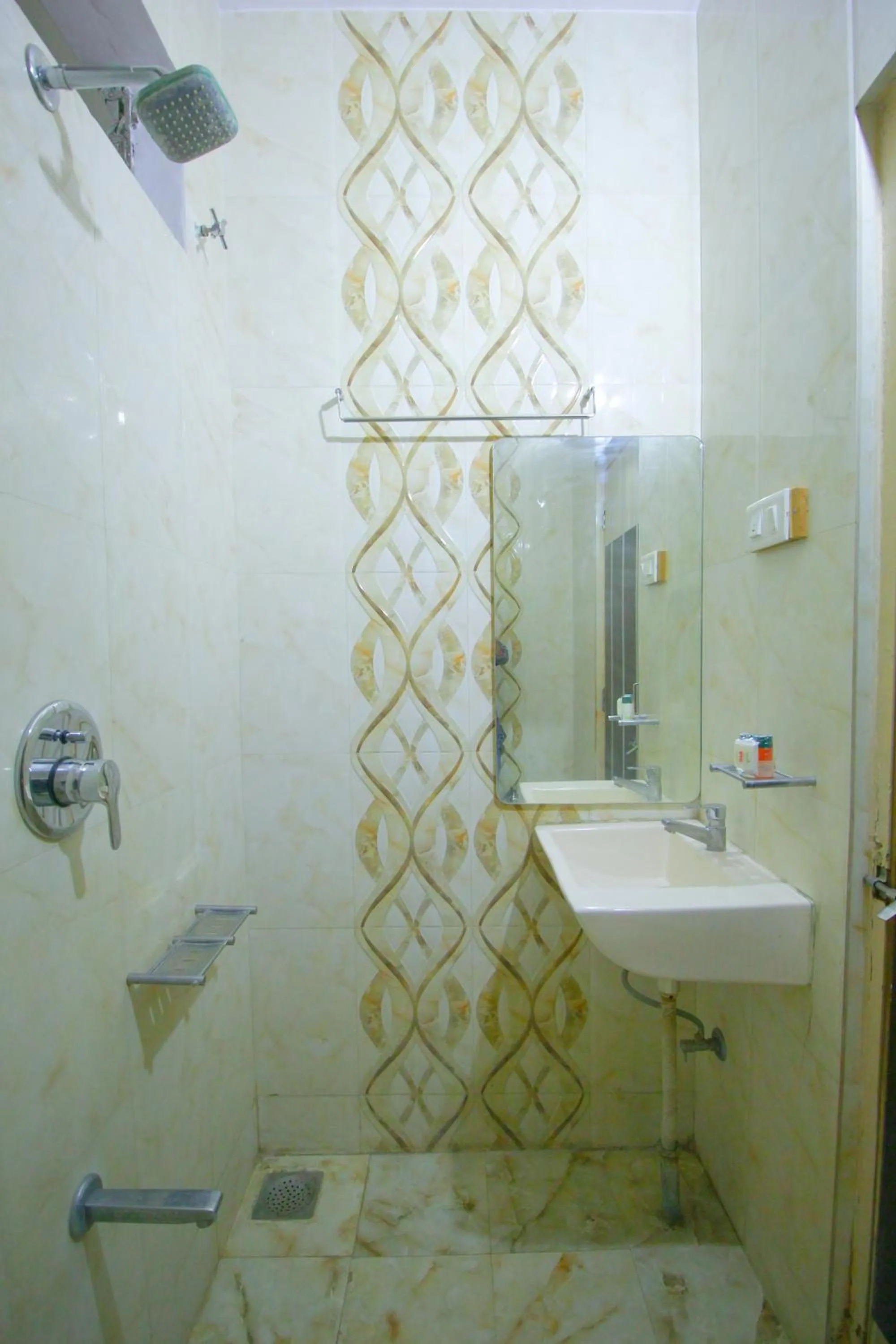 Bathroom in Hotel Upasana
