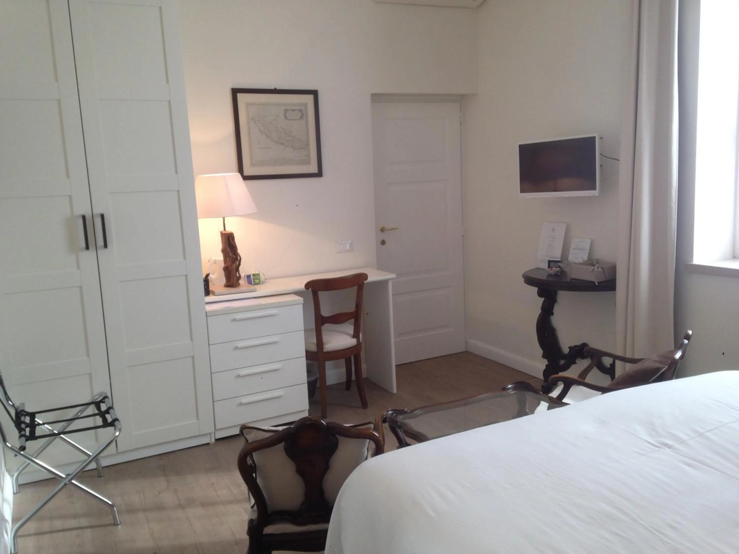 Bedroom, Bed in Relais Torre Dei Torti - Luxury Bed and Breakfast