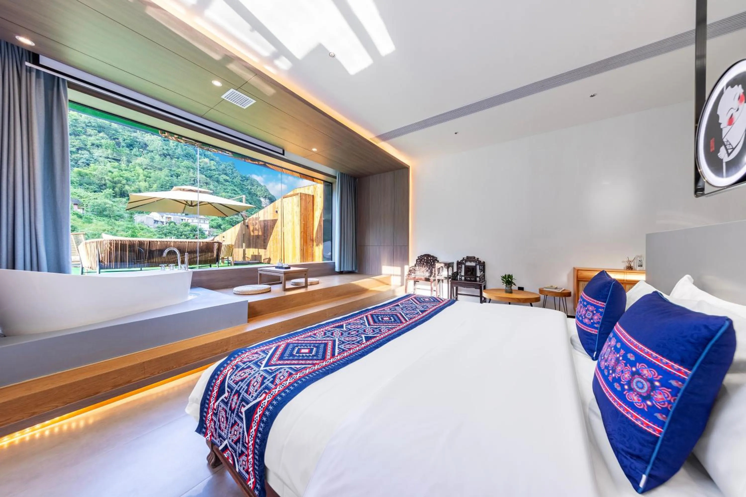 Bed in Homeward Mountain Resort