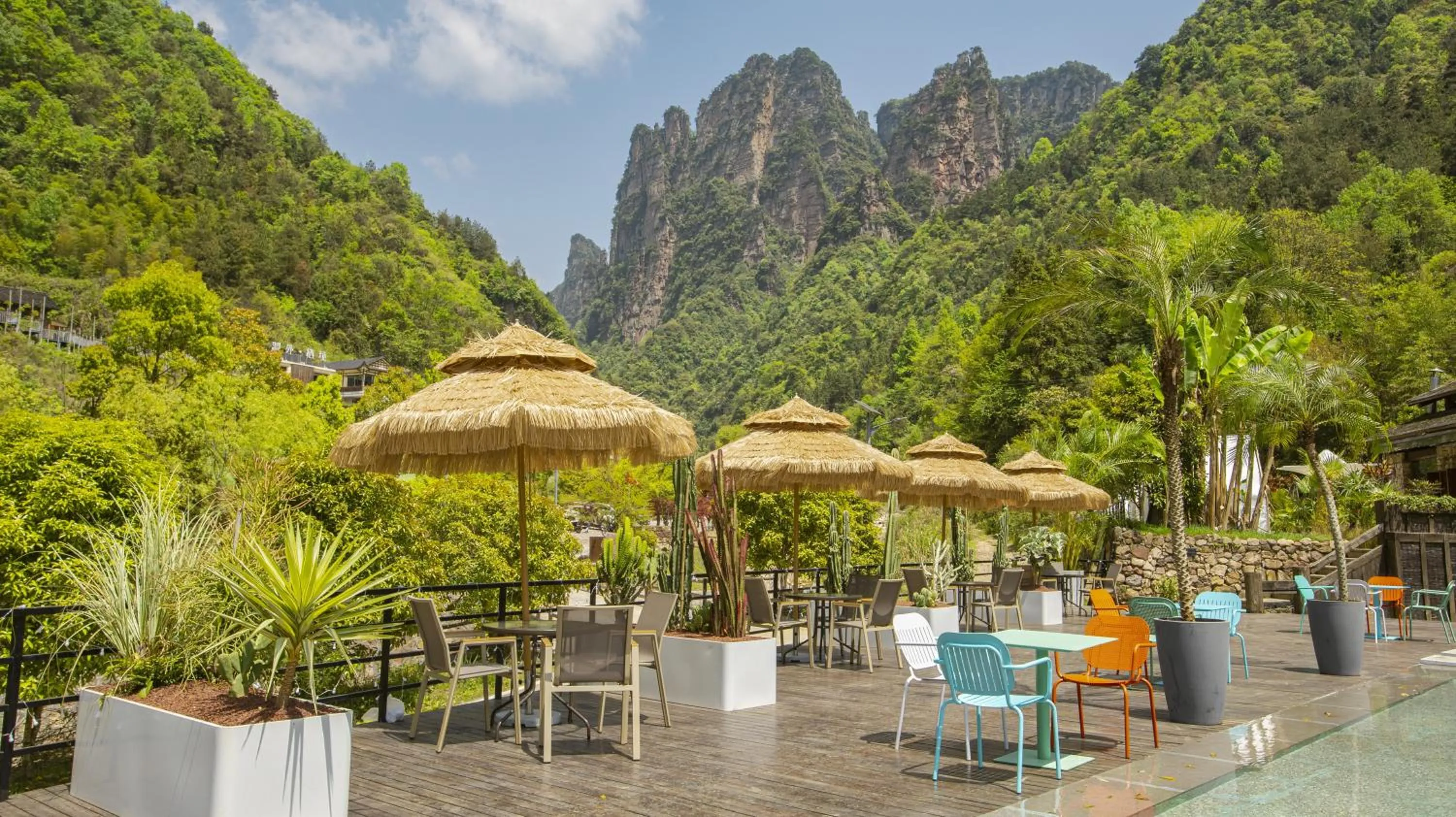 Natural landscape, Restaurant/Places to Eat in Homeward Mountain Resort