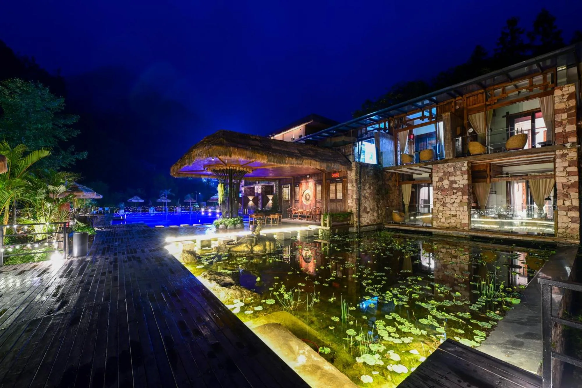 Property building in Homeward Mountain Resort