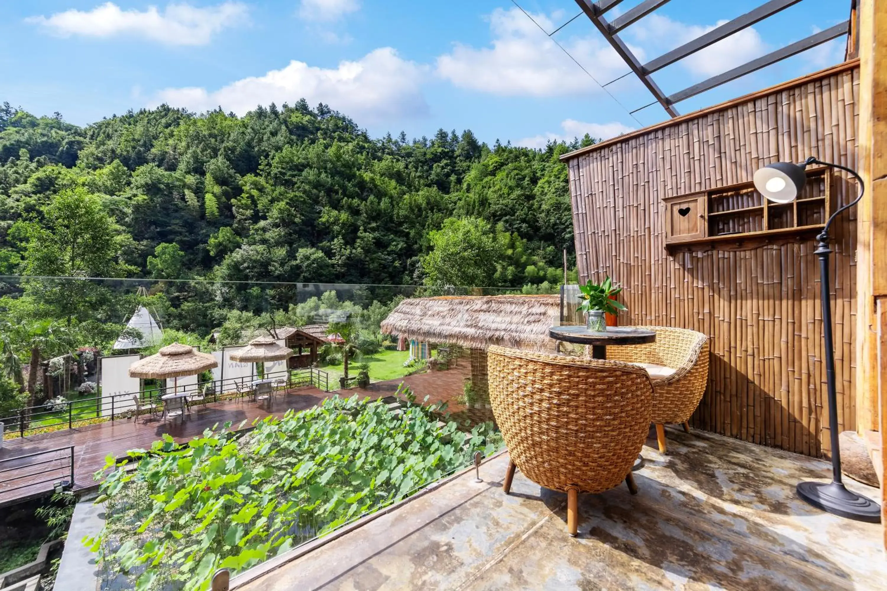 King room with Lotus Pond View , Balcony, Bathtub, and Fireplace in Pandora Vista Retreat King room with Lotus Pond View , Balcony, Bathtub, and Fireplace in Pandora Vista Retreat