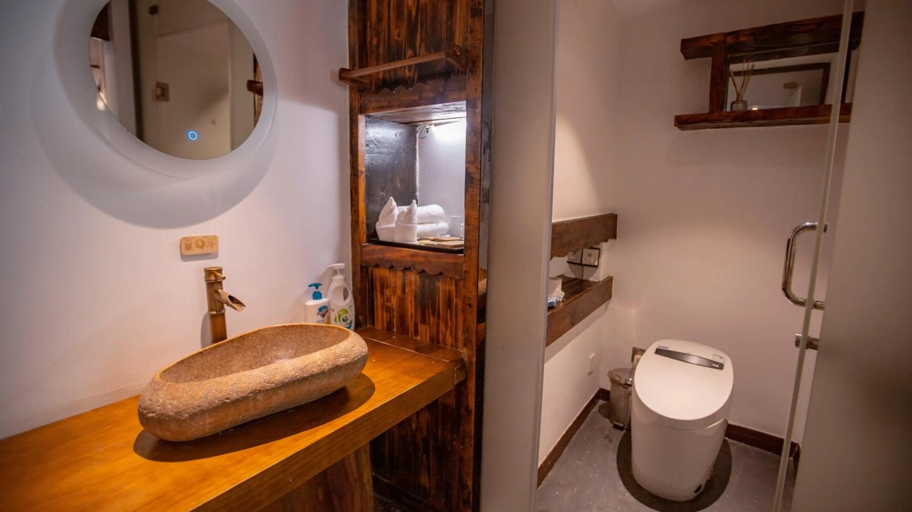 Toilet, Bathroom in Homeward Mountain Resort